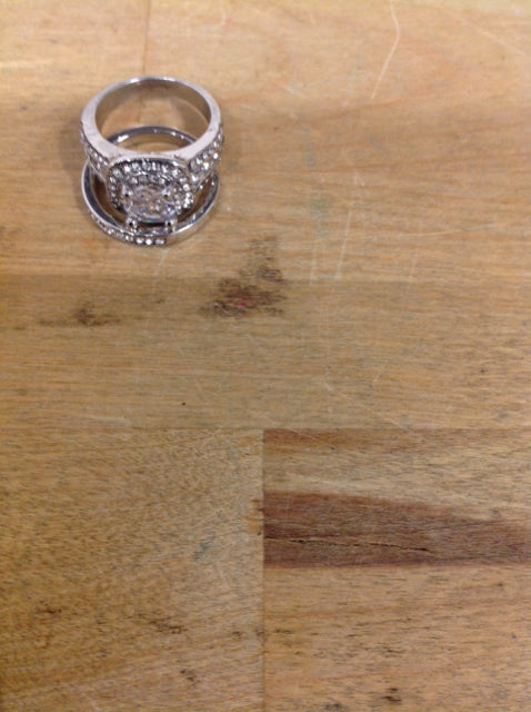 Elegant Silver Ring with Sparkling Stones - Perfect for Weddings, Anniversaries & Special Occasions