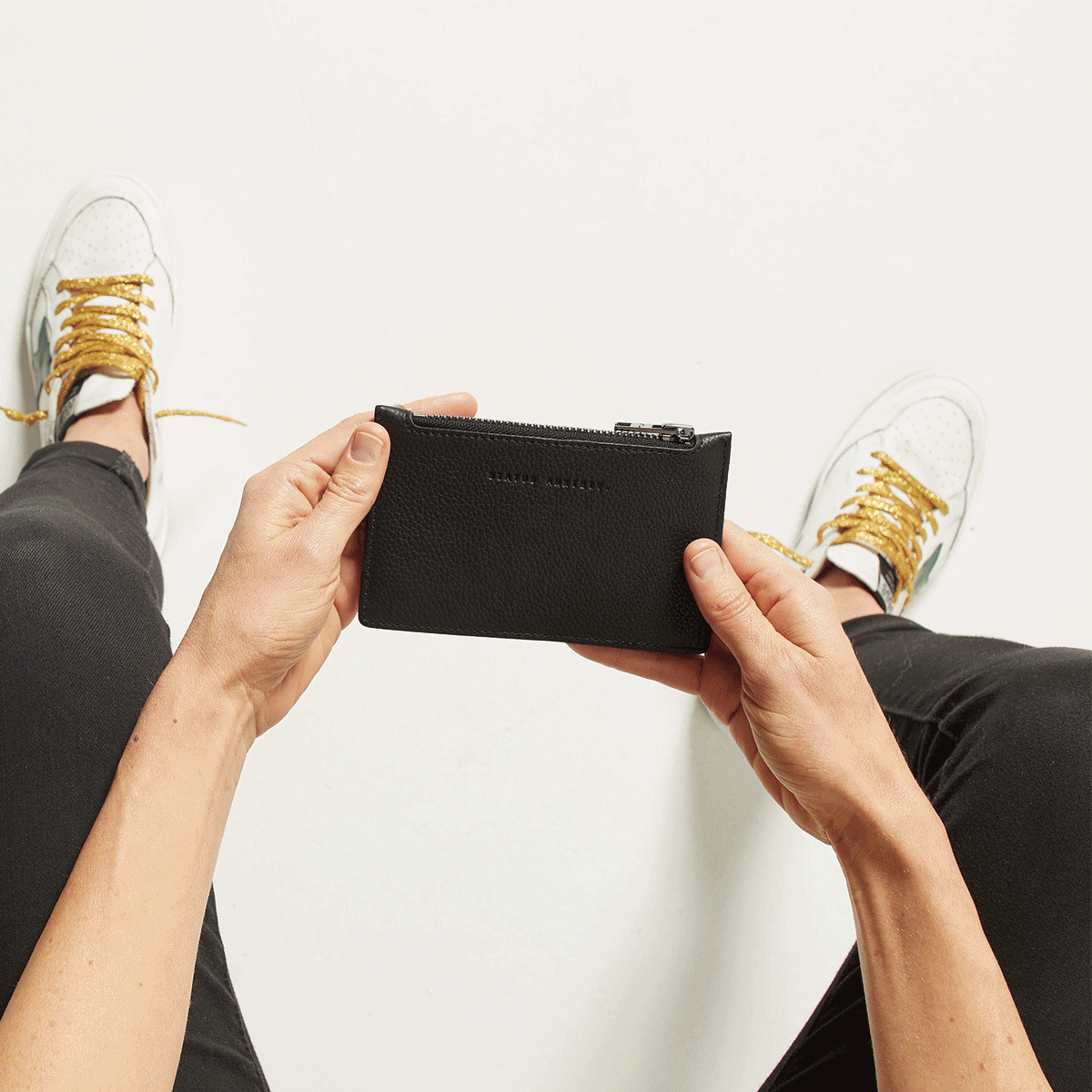 Anti-Theft RFID Blocking Wallet for Men - Slim Minimalist Front Pocket Wallet with Money Clip - Perfect for Travel, Gym & Everyday Use