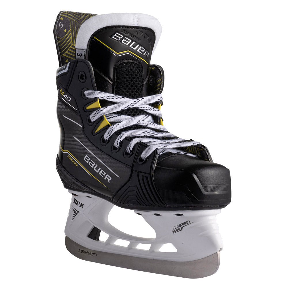 Bauer Supreme M40 Junior Ice Hockey Skates - Youth Hockey Skates for Boys & Girls - Perfect for Ice Rink Practice & Games