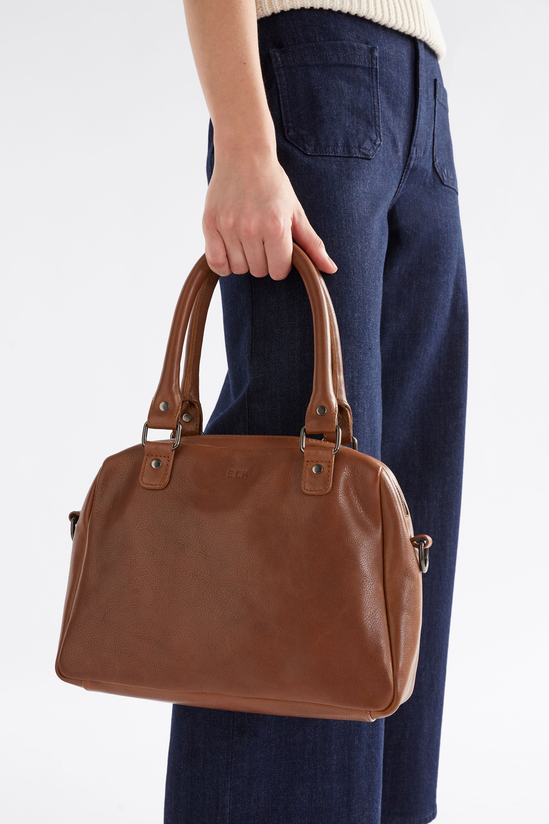 Arta Crossbody Bag for Women - Stylish & Lightweight Shoulder Purse - Perfect for Travel, Work & Everyday Use