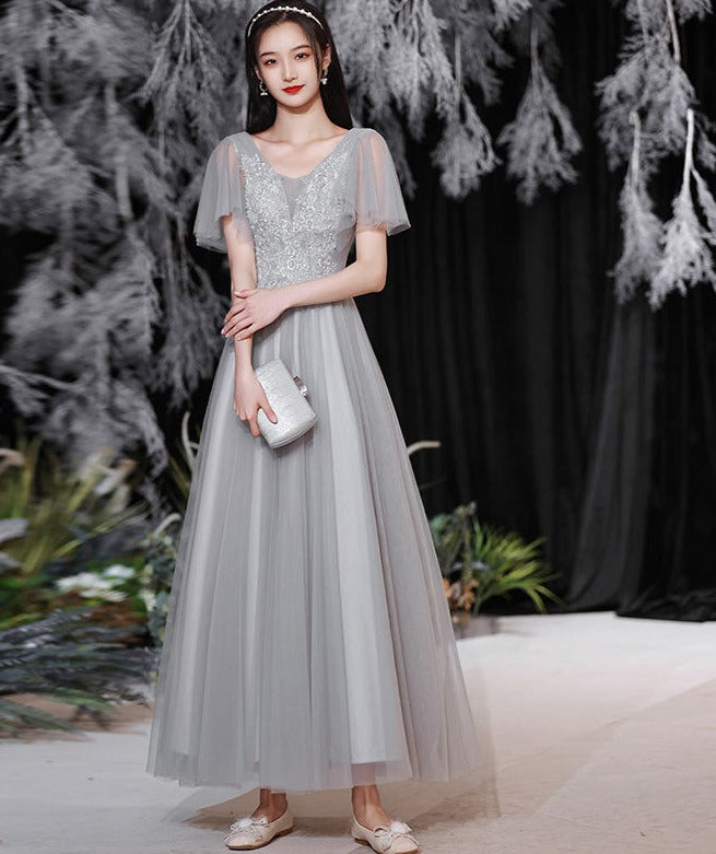 Elegant Gray Tulle Long Prom Dress - A-Line Bridesmaid Gown for Formal Evening & Party Events | Perfect for Weddings, Prom Nights & Special Occasions