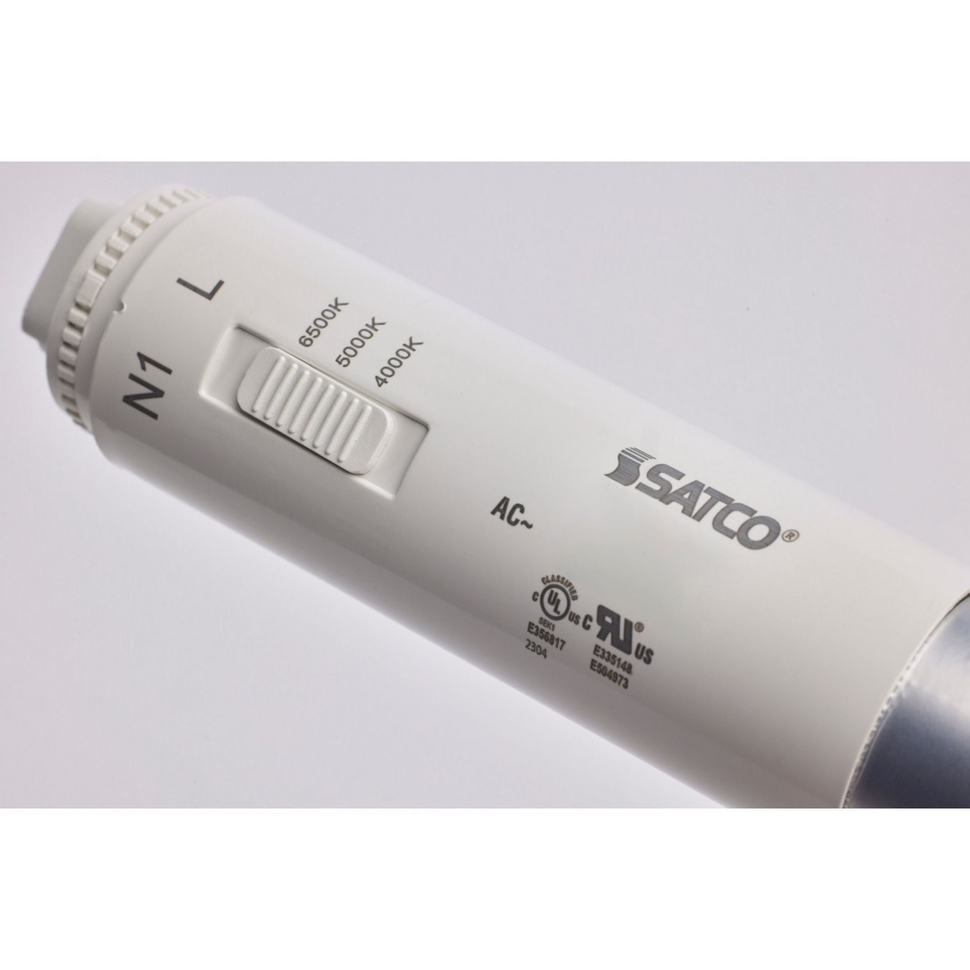 64 Inch LED T8 Sign Tube - 26W, 3750 Lumens, 4000K/5000K/6500K Color Temperature, 360° Beam Angle, R17D Base - Perfect for Retail Stores, Restaurants, and Commercial Signage Lighting