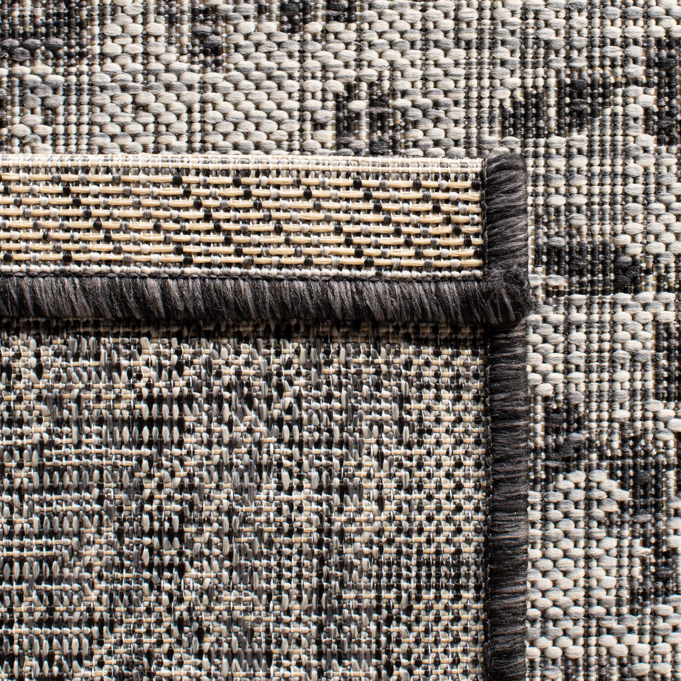 SAFAVIEH Courtyard Collection 6'7