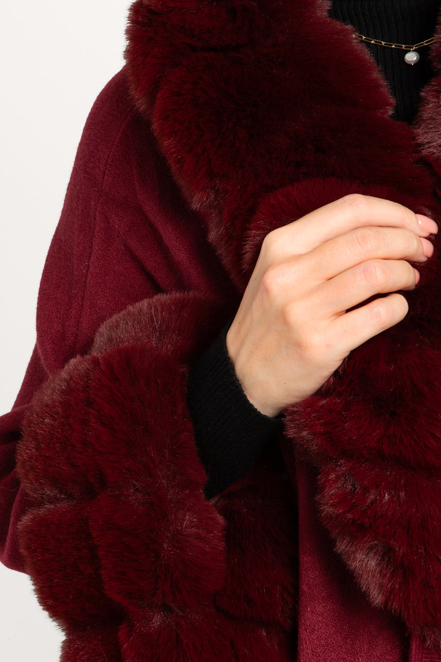 Stylish Kimono with Faux Fur Trim - Elegant Loungewear & Home Wear for Women | Perfect for Relaxing, Spa Days & Cozy Evenings