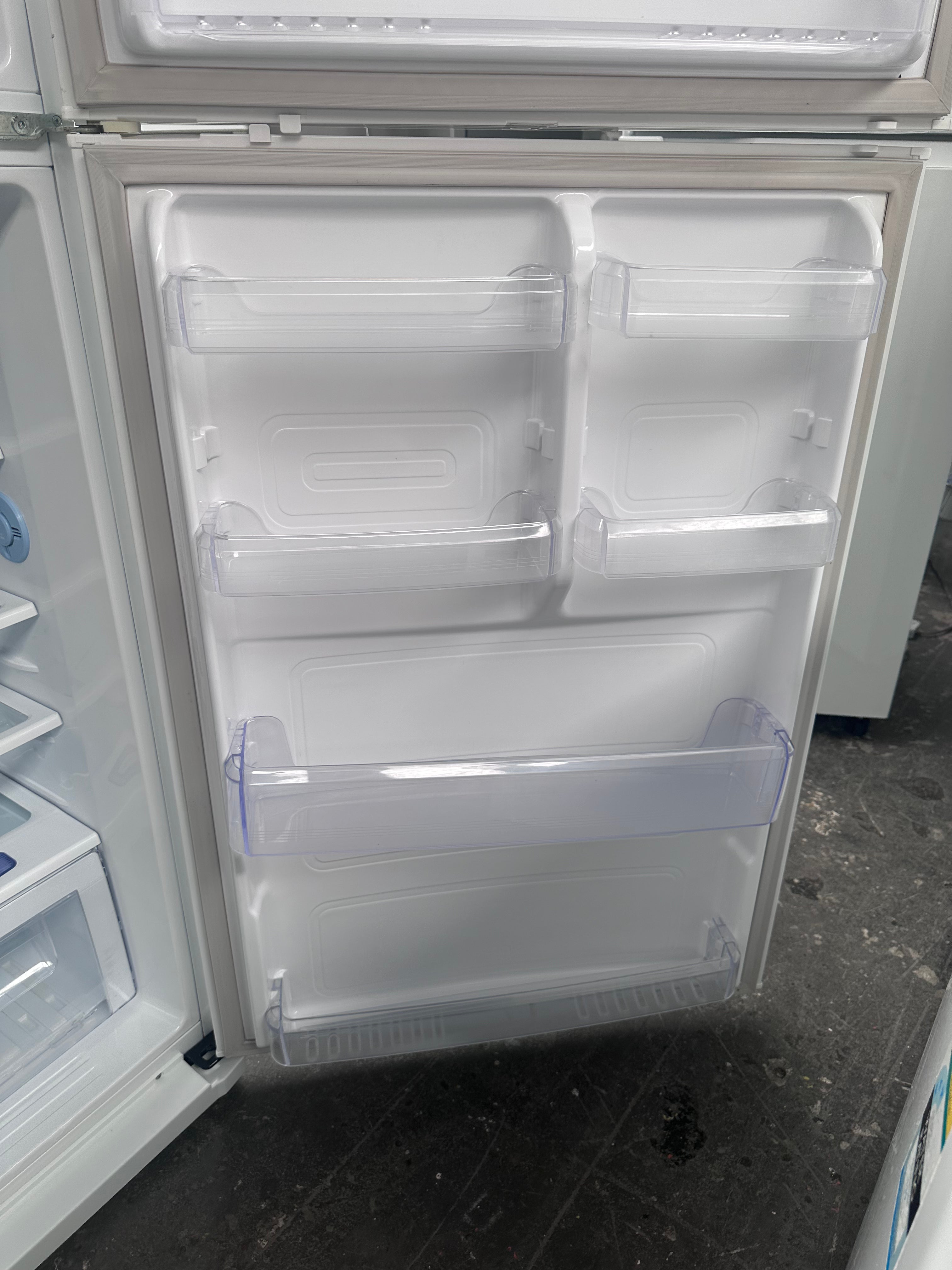 Samsung 511L Top Mount Refrigerator - Energy Efficient, Large Capacity Fridge for Home & Kitchen | Perfect for Families, Restaurants & Office Break Rooms (Certified Refurbished)
