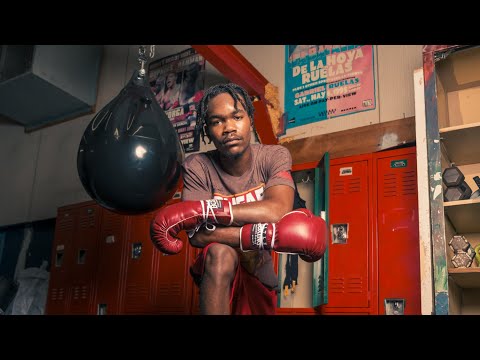 Old School Leather Lace-Up Boxing Gloves for Sparring & Training - Premium Hand Protection for Fighters, MMA, Kickboxing & Fitness Workouts