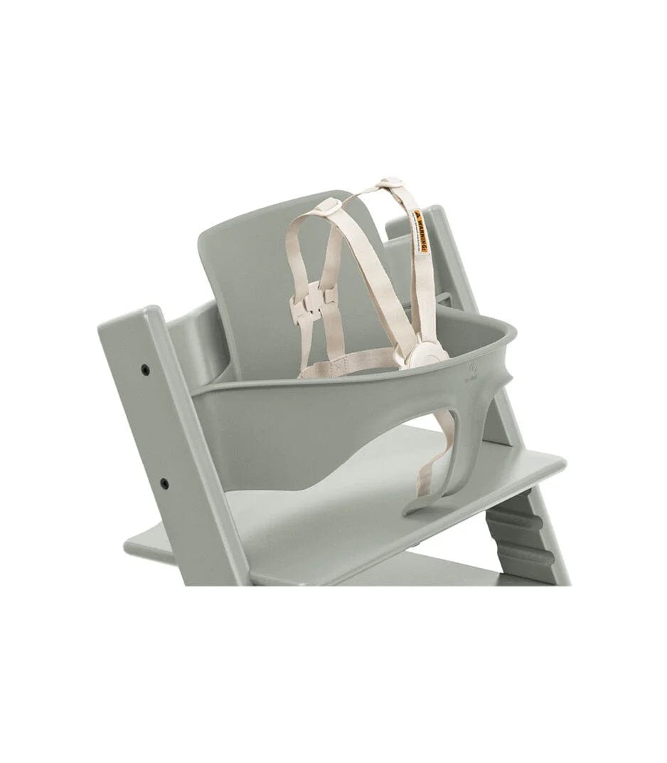 Stokke Tripp Trapp Adjustable High Chair for Babies & Toddlers - Ergonomic Wooden Baby Feeding Chair - Perfect for Dining, Weaning & Family Mealtime