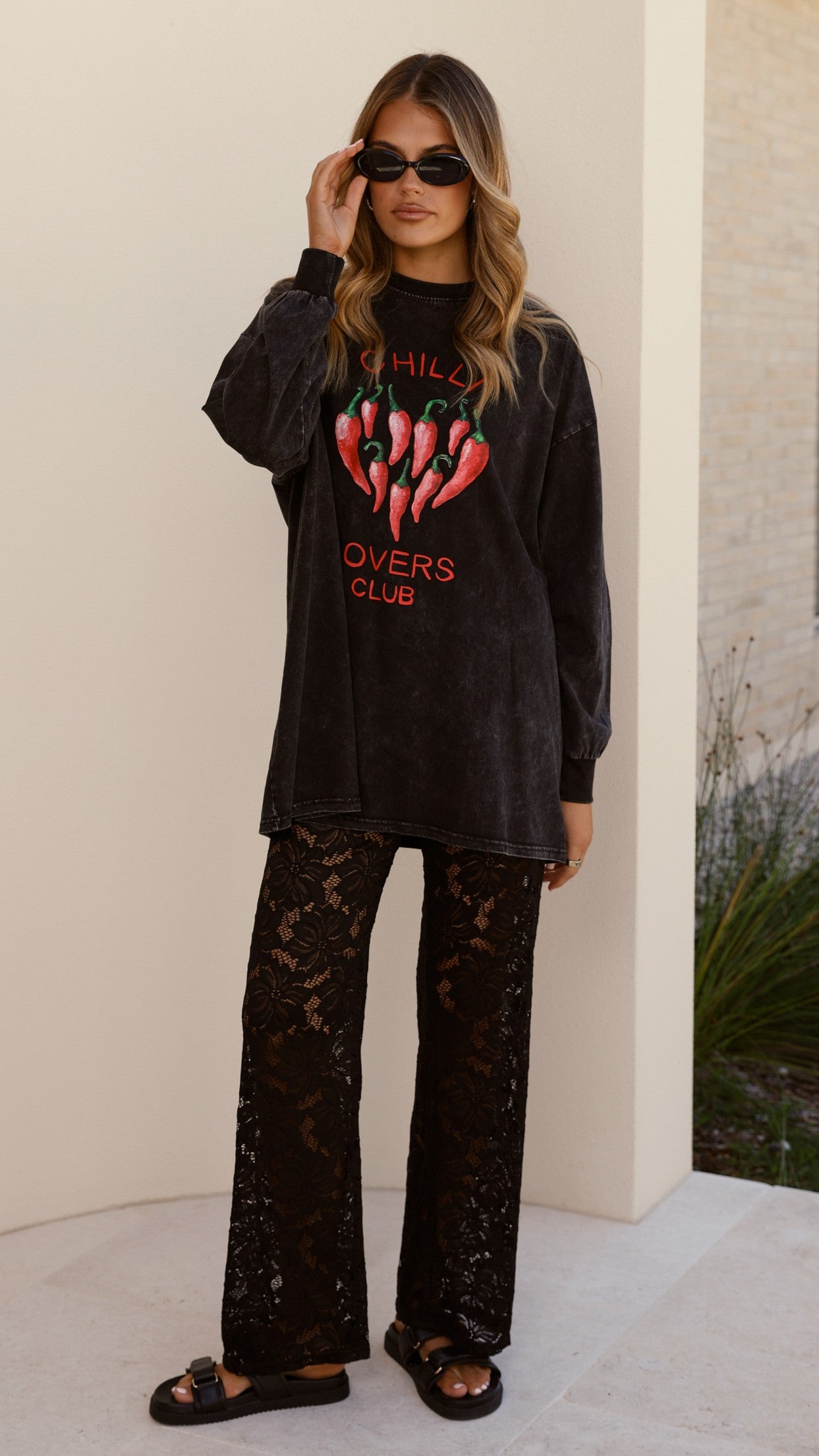 Spicy Chili Lovers T-Shirt & Pants Set - Black | Comfortable Outfit for Cooking, BBQ Parties & Casual Wear