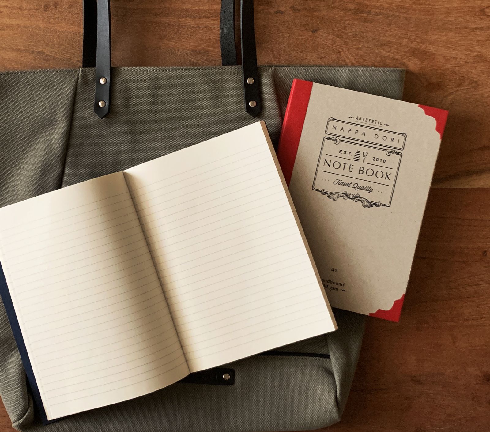 Classic Leather Bound Journal - Elegant Hardcover Notebook for Writing, Sketching & Note Taking - Perfect Gift for Students, Professionals & Writers - Ideal for Journaling, Planning & Creative Projects