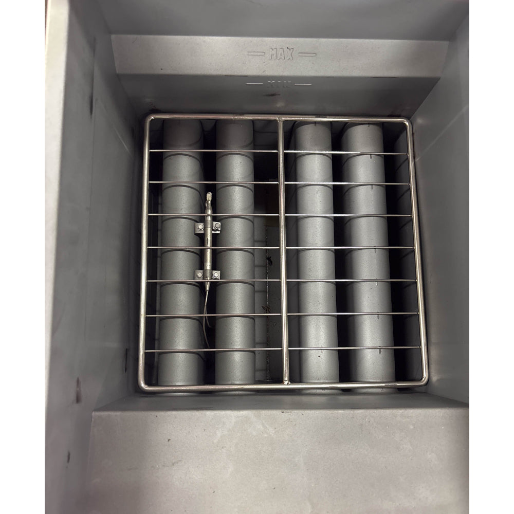 Vulcan 1GR45M 45 Lb. Commercial Natural Gas Floor Fryer - 120,000 BTU High Capacity - Perfect for Restaurants, Food Trucks & Catering Businesses