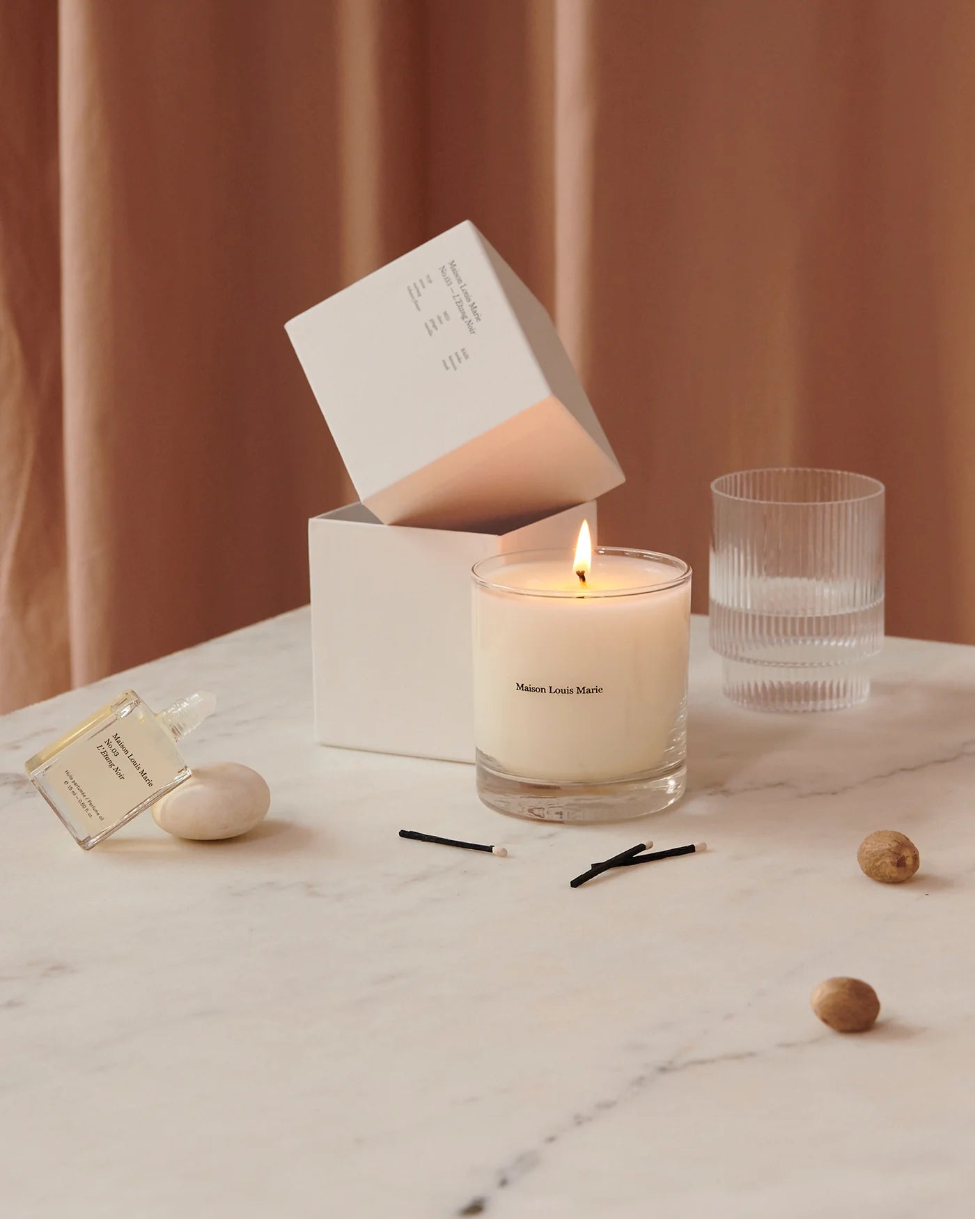 L'Etang Noir Scented Candle No. 03 - Premium Soy Wax Candle with 50-Hour Burn Time, Aromatherapy Home Decor for Relaxation, Meditation & Romantic Ambiance