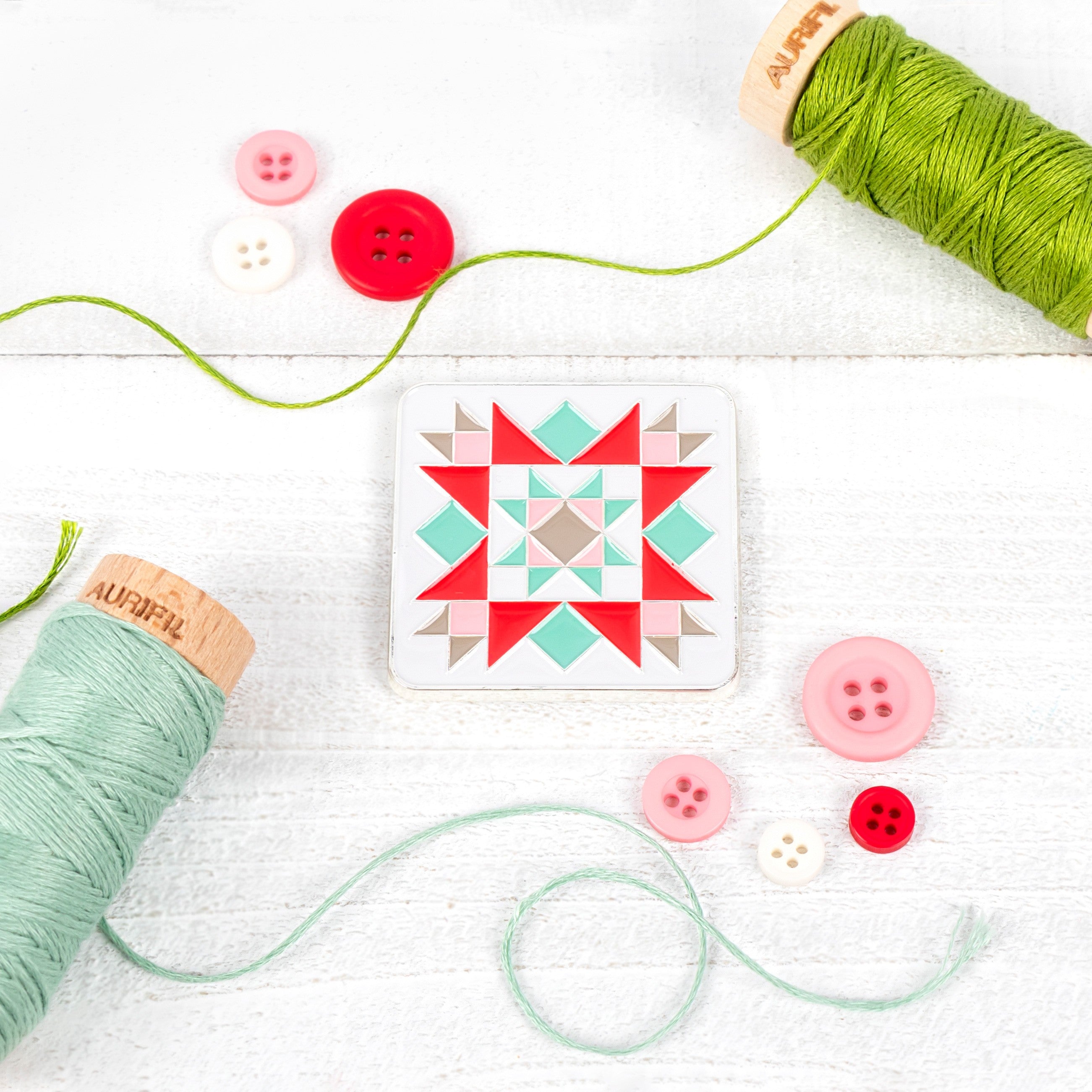 Lori Holt Prim Star Needle Minder - Magnetic Needlework Accessory for Quilting, Embroidery & Sewing Projects | Perfect for Crafters & DIY Enthusiasts