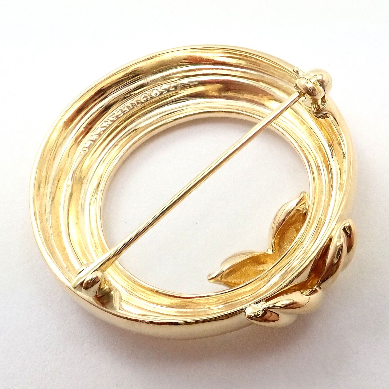 Authentic Tiffany & Co 18k Yellow Gold Large X and O Open Circle Pin Brooch - Elegant Jewelry for Women, Perfect for Weddings, Parties & Special Occasions