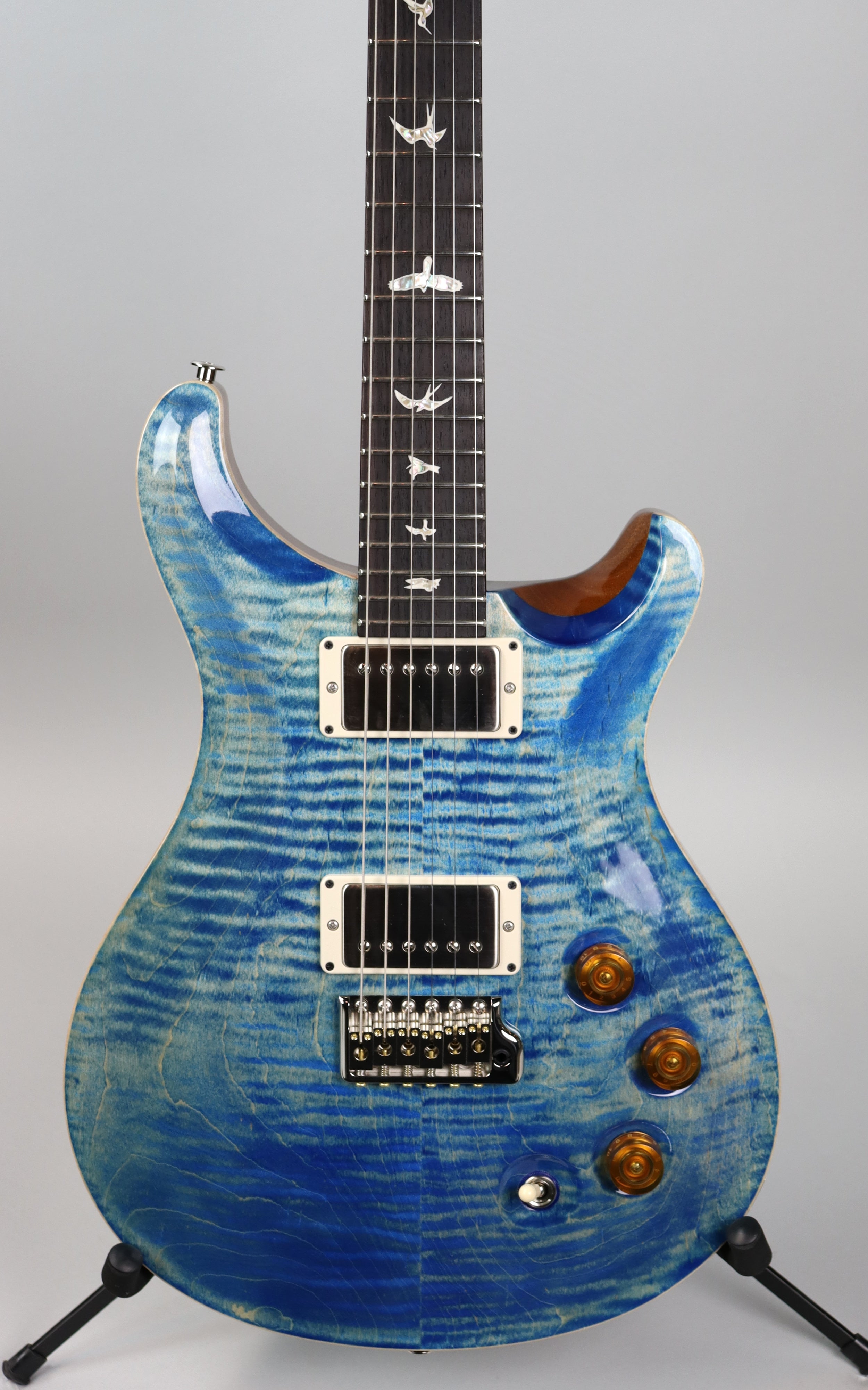 Paul Reed Smith DGT Electric Guitar with Birds Inlays in Faded Blue Jean Finish - Perfect for Rock, Blues, and Stage Performances