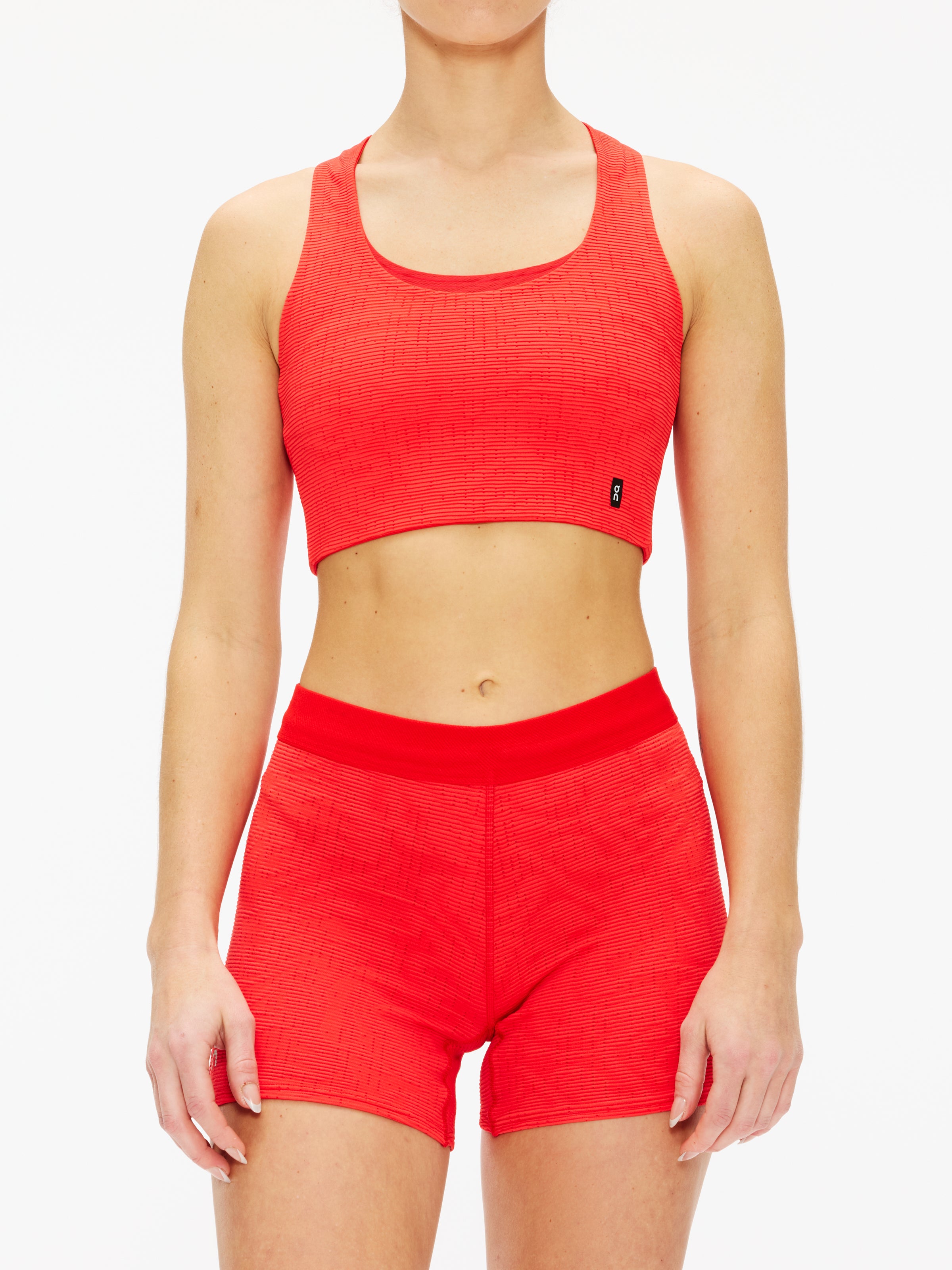 On Pace Pocket Bra - Comfortable & Supportive Sports Bra for Running, Yoga & Workouts - Perfect for Active Women & Fitness Enthusiasts