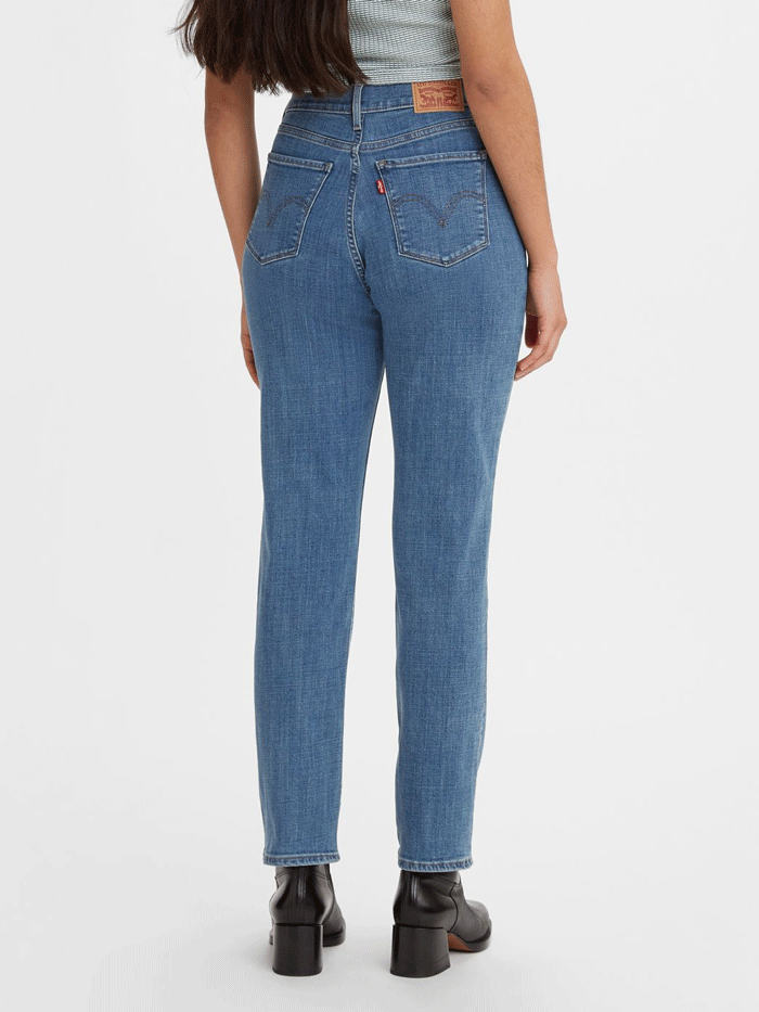 Levi's 392500082 Women's Classic Straight Fit Jeans - Medium Wash Denim Pants for Casual Wear & Everyday Outfits