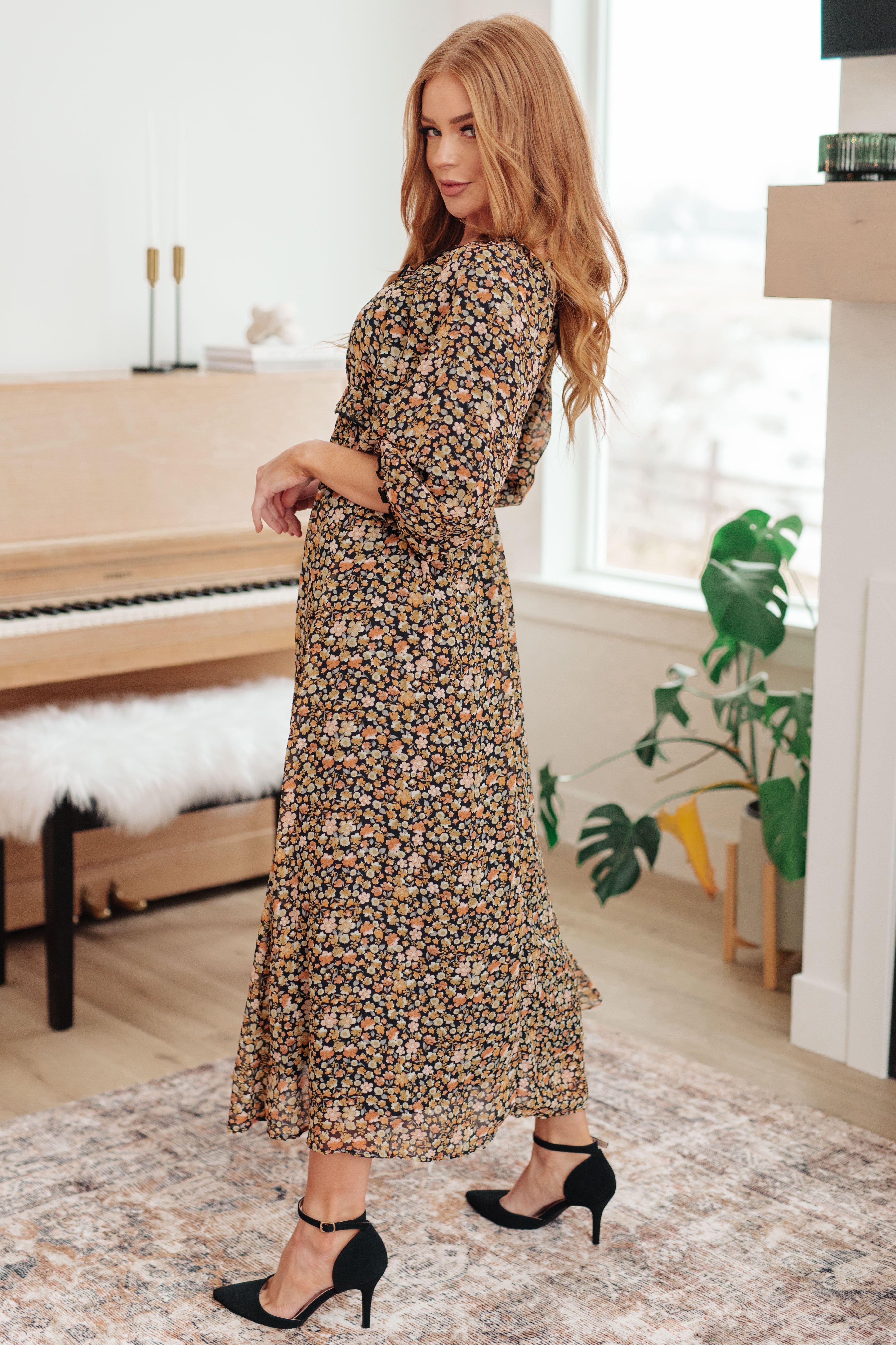 Floral Maxi Dress for Women - Elegant Long Summer Dress with Floral Print, Perfect for Beach Vacations, Weddings & Date Nights