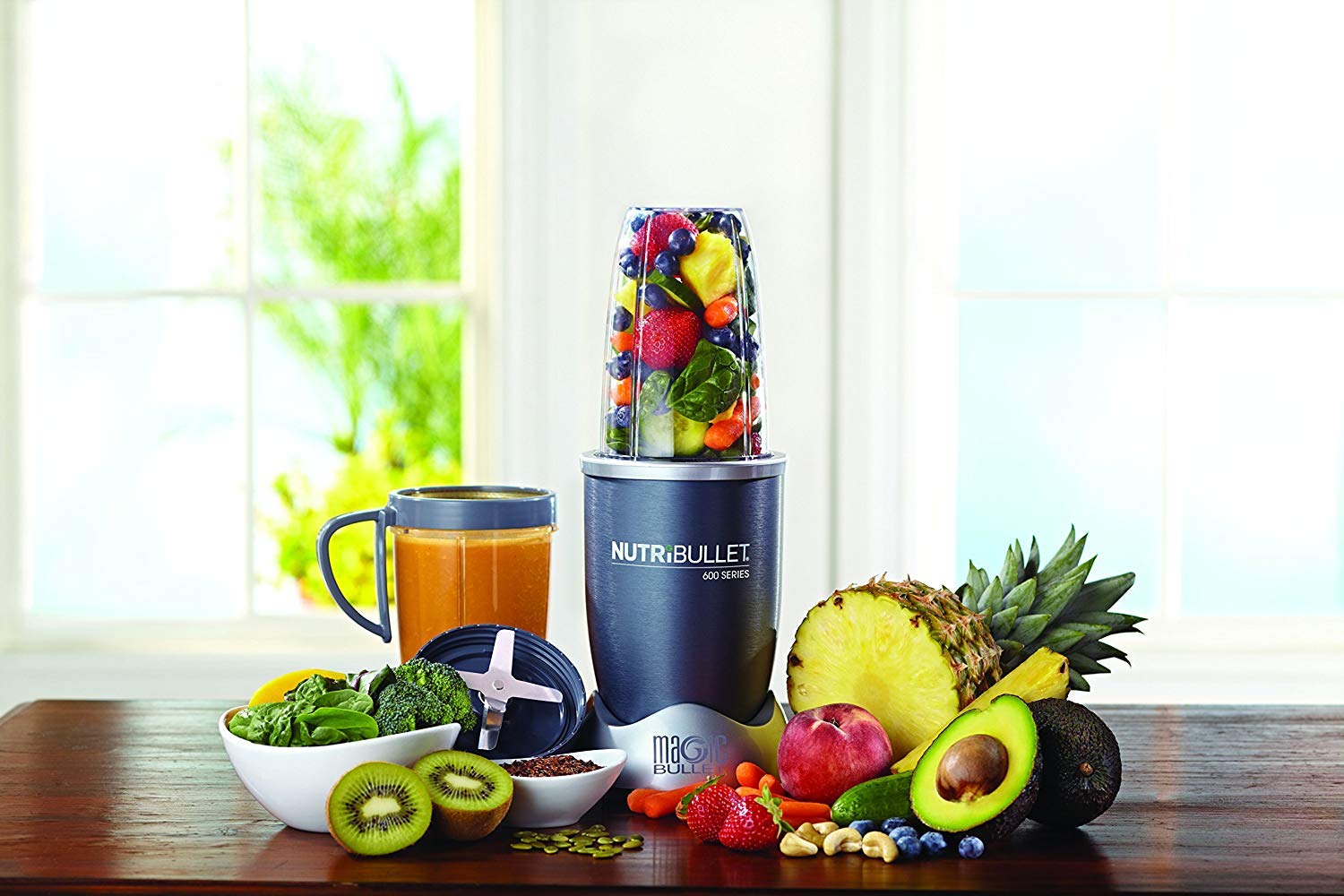 NutriBullet 8-Piece High-Speed Blender & Mixer System - 600W Countertop Blender for Smoothies, Protein Shakes & Food Prep - Gray (Perfect for Kitchen, Gym & Healthy Lifestyle)