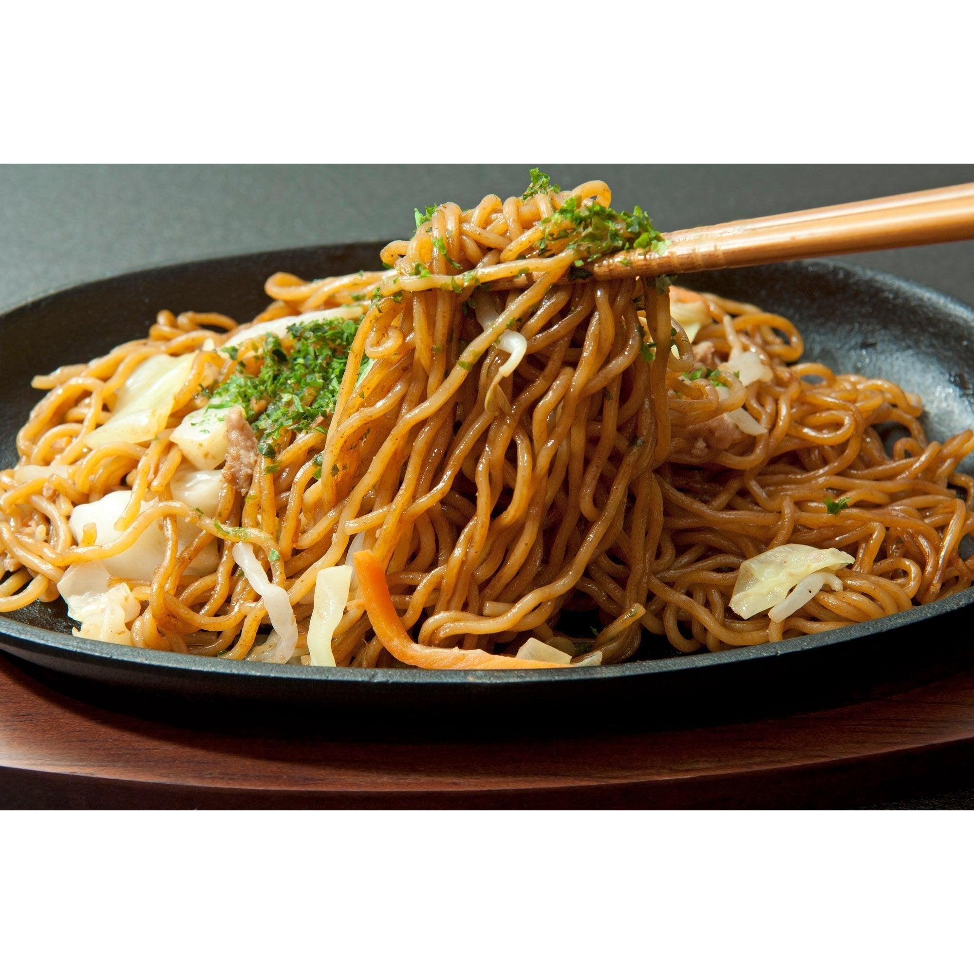 Premium Ikenaga Cast Iron Yakisoba Plate - Authentic Japanese Sizzling Plate with Wooden Stand for Teppanyaki, Hibachi & Home Cooking