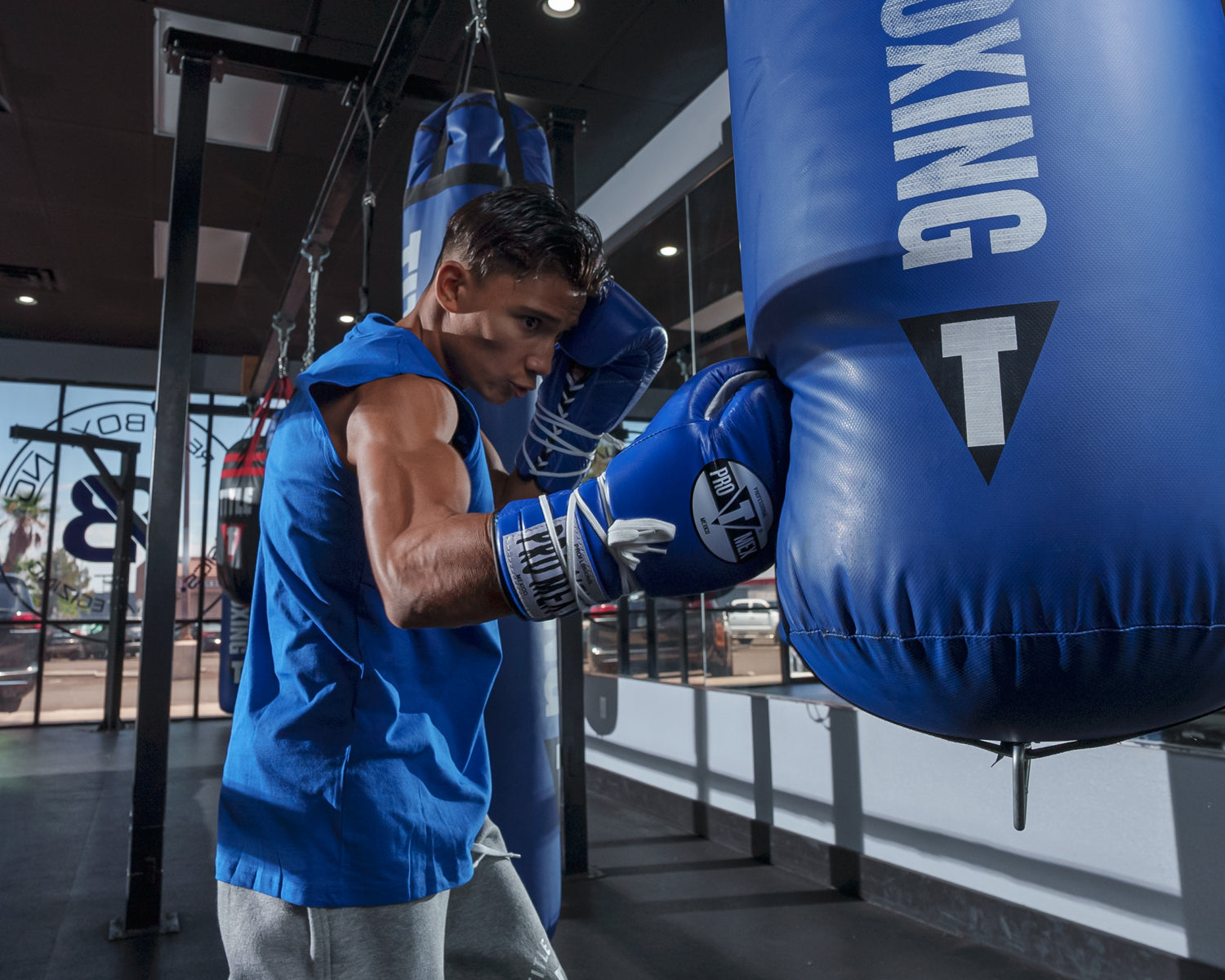 Pro Mex Professional Lace-Up Sparring Boxing Gloves V3.0 - Premium Training Gloves for MMA, Kickboxing & Muay Thai - Ideal for Competition, Gym Workouts & Martial Arts Practice
