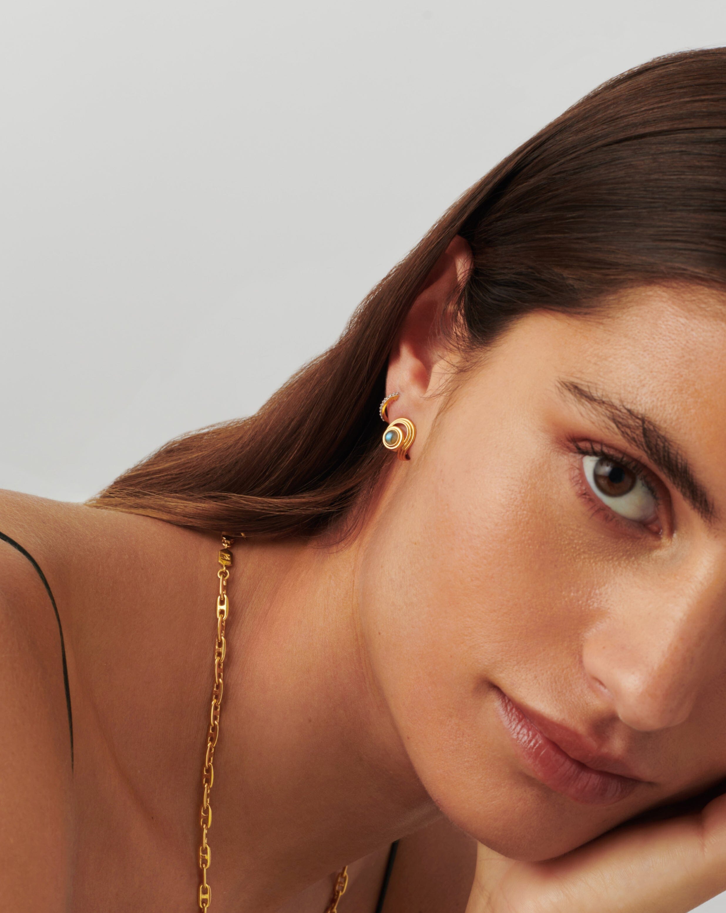 Zenyu Link Gemstone Open Stud Earrings - 18k Gold Vermeil Labradorite Earrings for Women | Elegant Boho Jewelry for Parties, Weddings & Everyday Wear