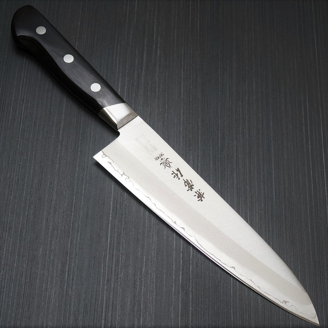Kanetsune Seki SANDVIK AB Swedish 19C27 3-Layer Chef Knife Gyuto 180mm KC-153 - Premium Japanese Kitchen Knife for Professional Chefs & Home Cooking