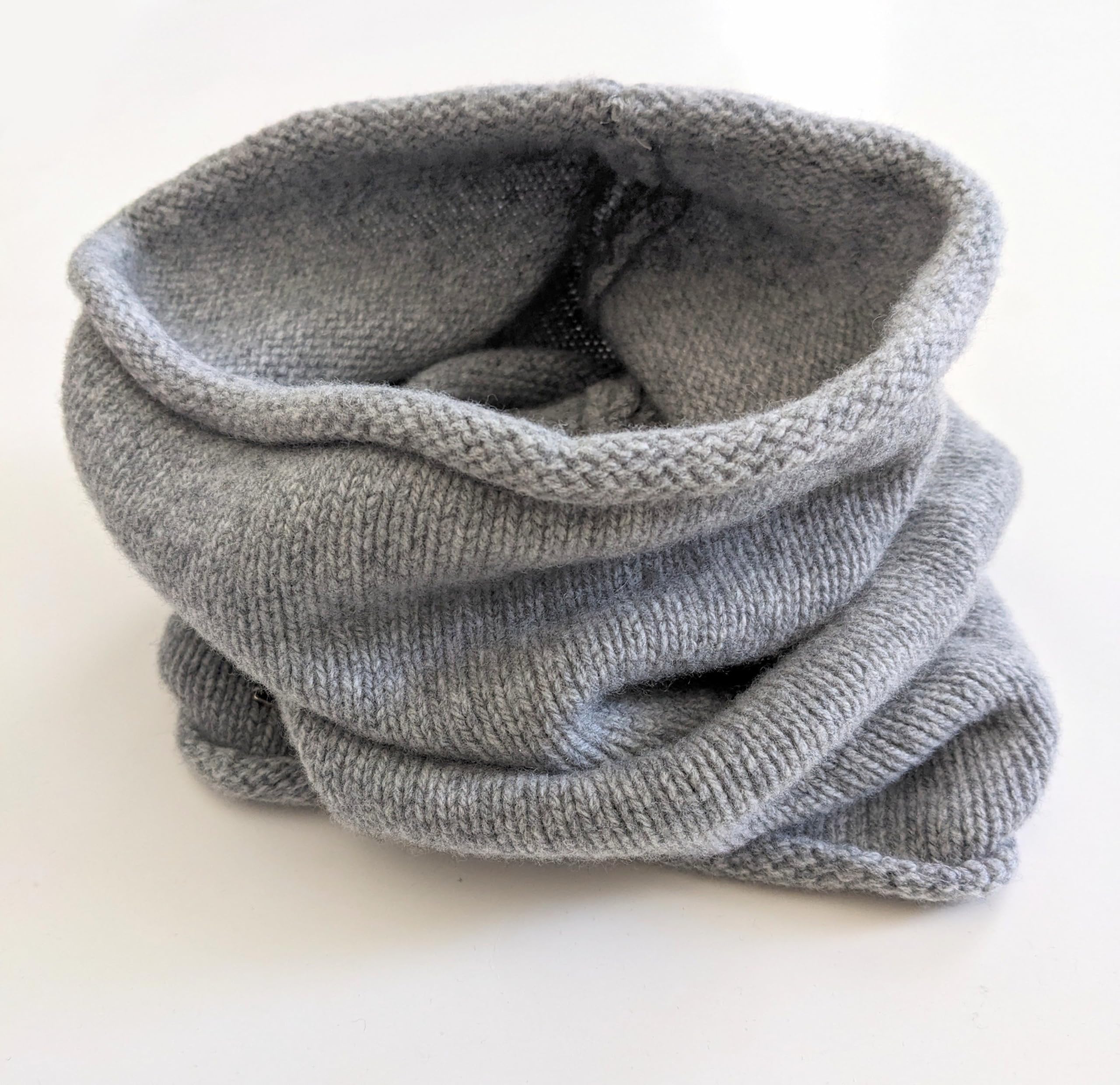 Premium Cashmere Neck Warmer - Soft Winter Scarf for Men & Women - CSH-891 - Perfect for Outdoor Activities, Skiing, and Cold Weather Fashion