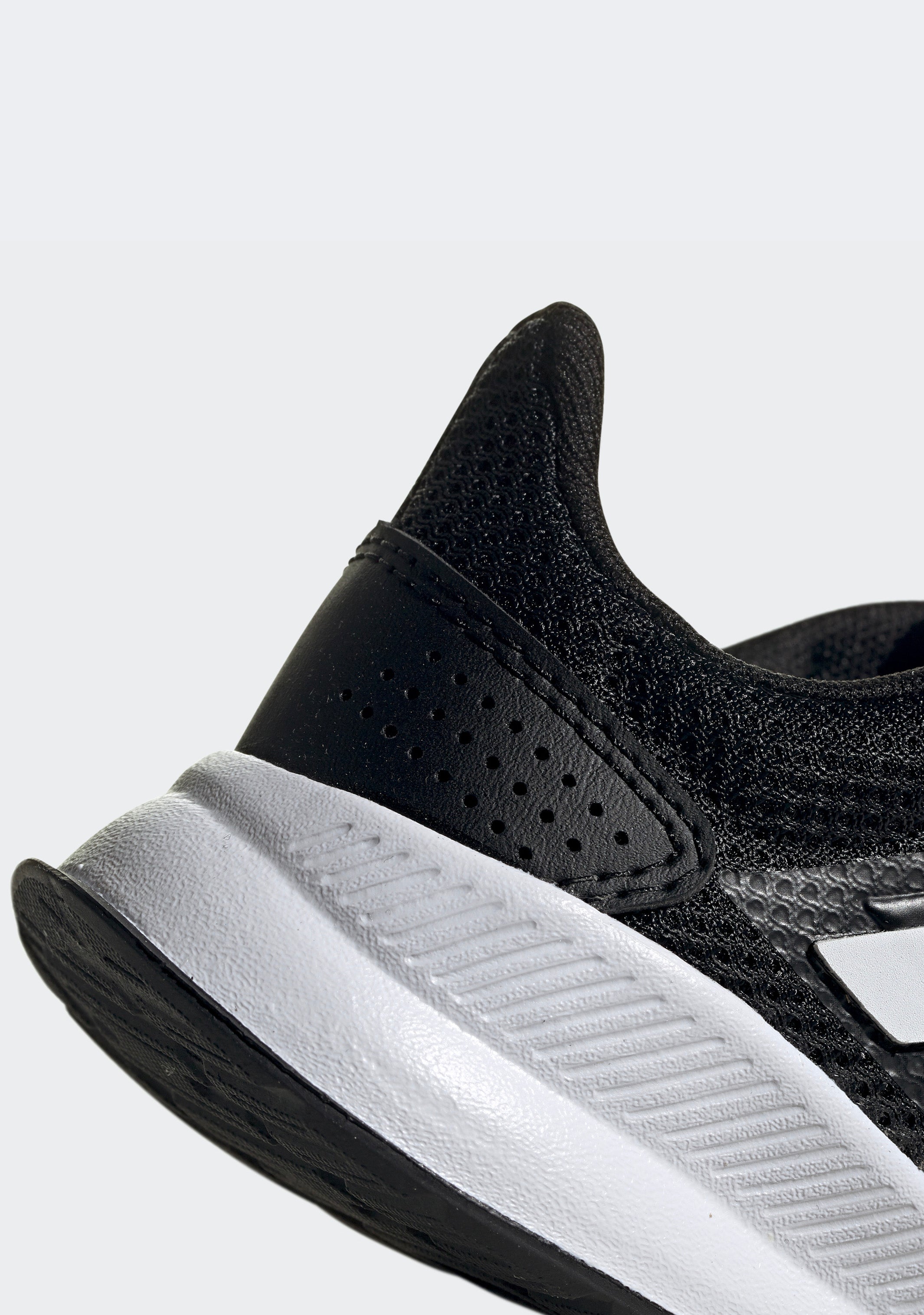Adidas Junior Runfalcon Kids Running Shoes - Lightweight & Breathable for Boys & Girls - Perfect for School, Sports & Daily Activities