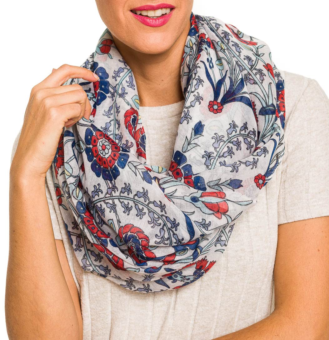 MELIFLUOS Infinity Scarf for Women - Lightweight Fashion Winter Scarf Designed in Spain | Perfect for Fall, Winter Outfits & Holiday Gifts