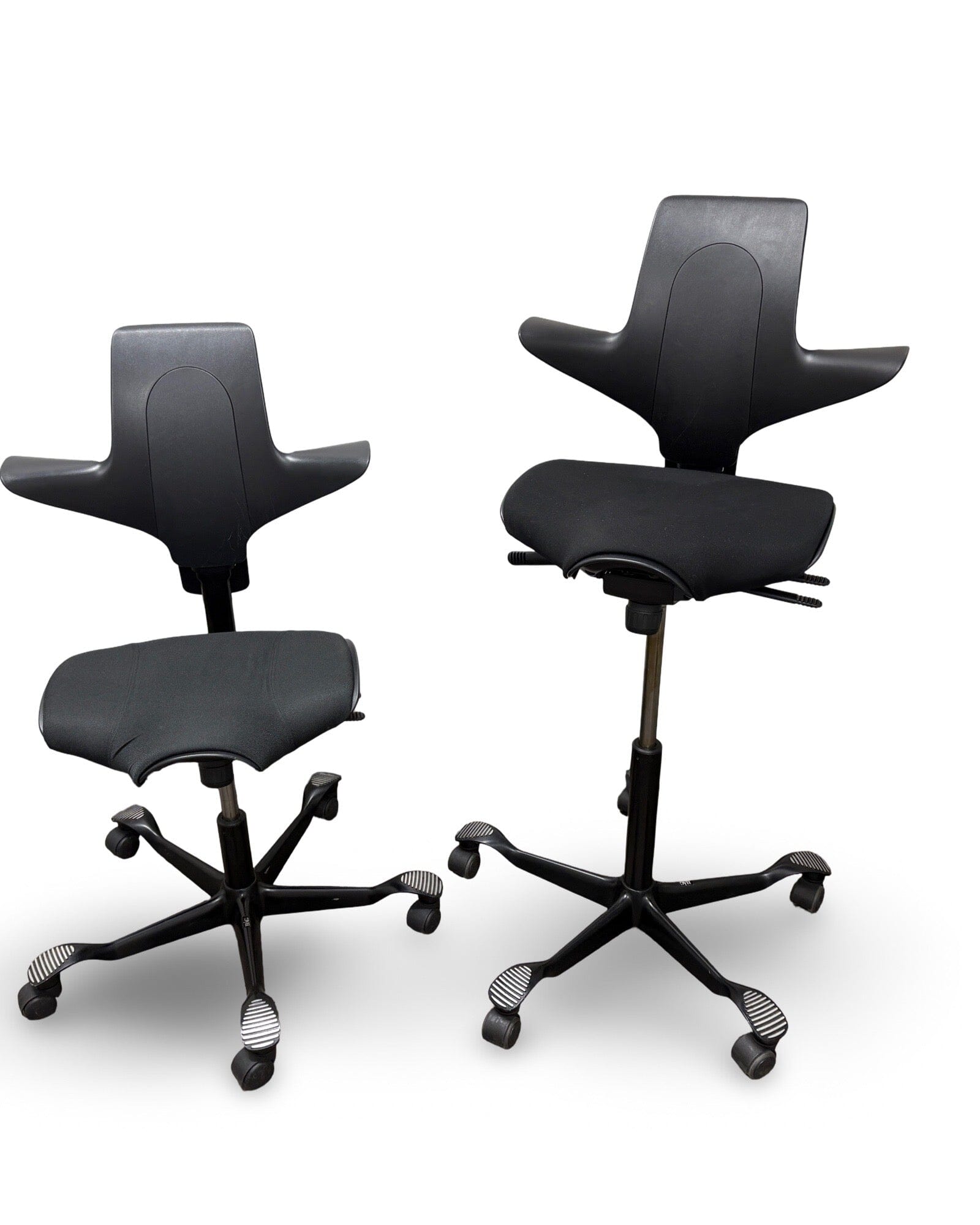 Vintage Hag Chairs - High-Quality Used Mid-Century Modern Lounge Chairs for Living Room, Office & Reading Nook - Eco-Friendly Furniture