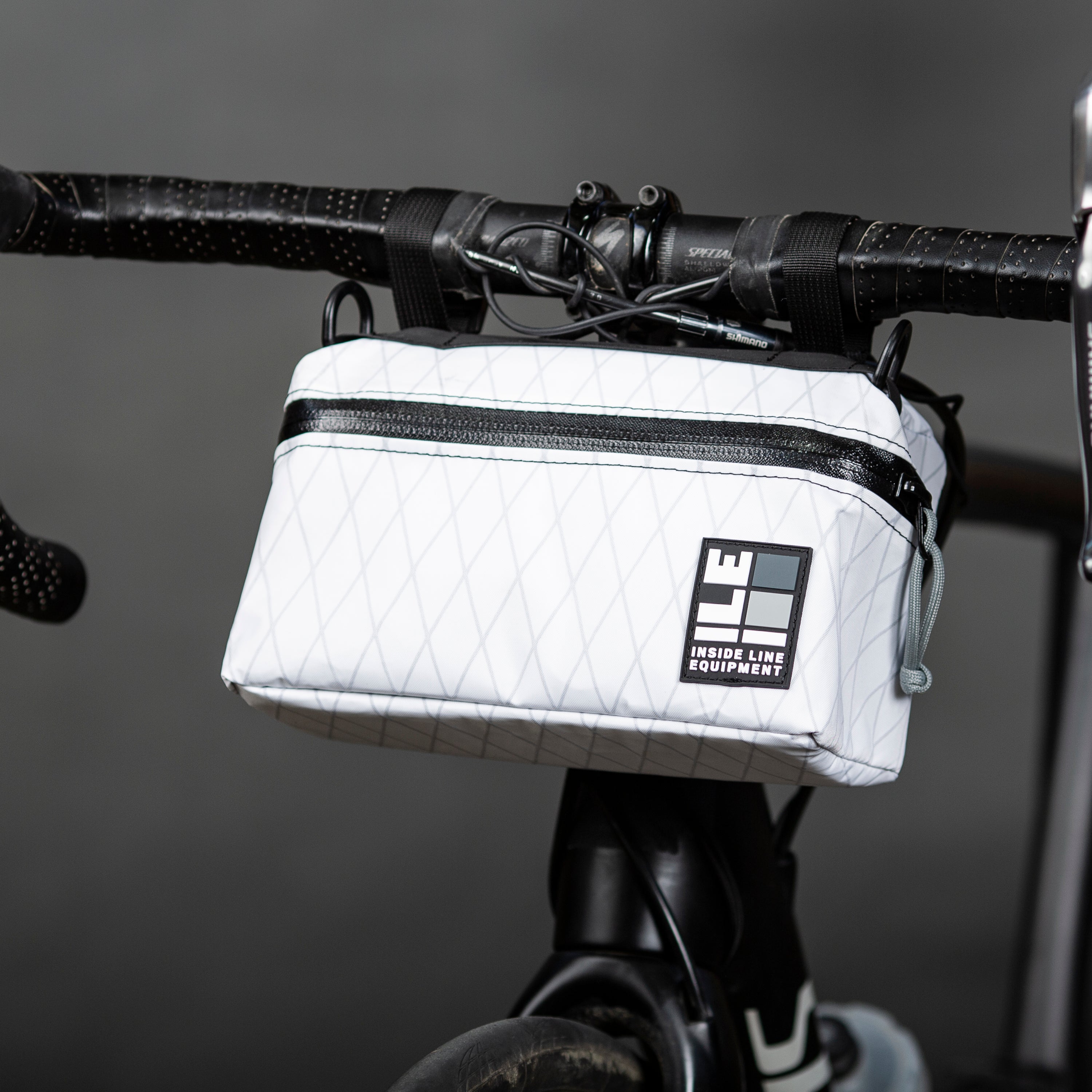 Pilot Bar Bag - Durable & Stylish Handlebar Bag for Biking, Cycling & Commuting - Perfect for Road Trips, Urban Rides & Outdoor Adventures