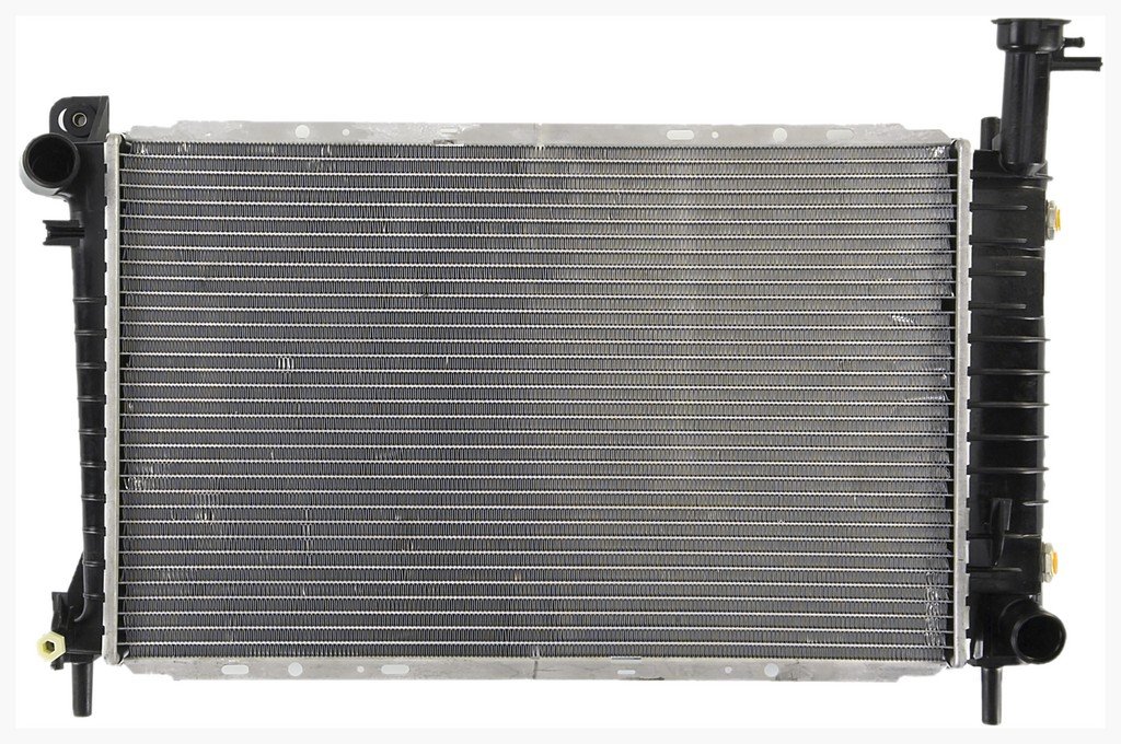 8010891 High-Performance Aluminum Radiator for Cars & Trucks - Efficient Engine Cooling for Daily Commute & Long Road Trips