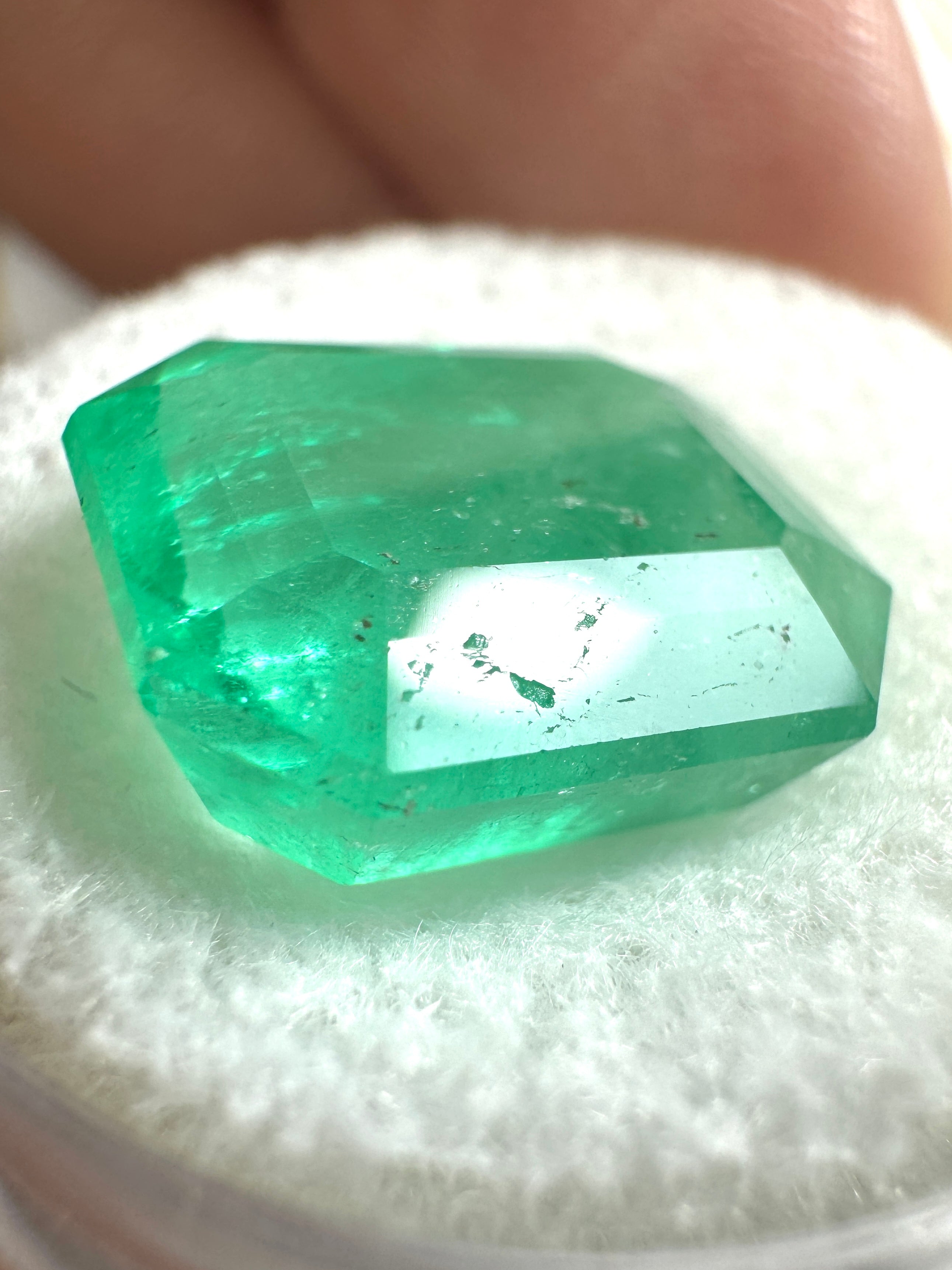 9.66 Carat 14x12mm Medium Emerald Cut Loose Colombian Emerald Gemstone for Jewelry Making - Engagement Rings, Pendants & Fine Jewelry Designs