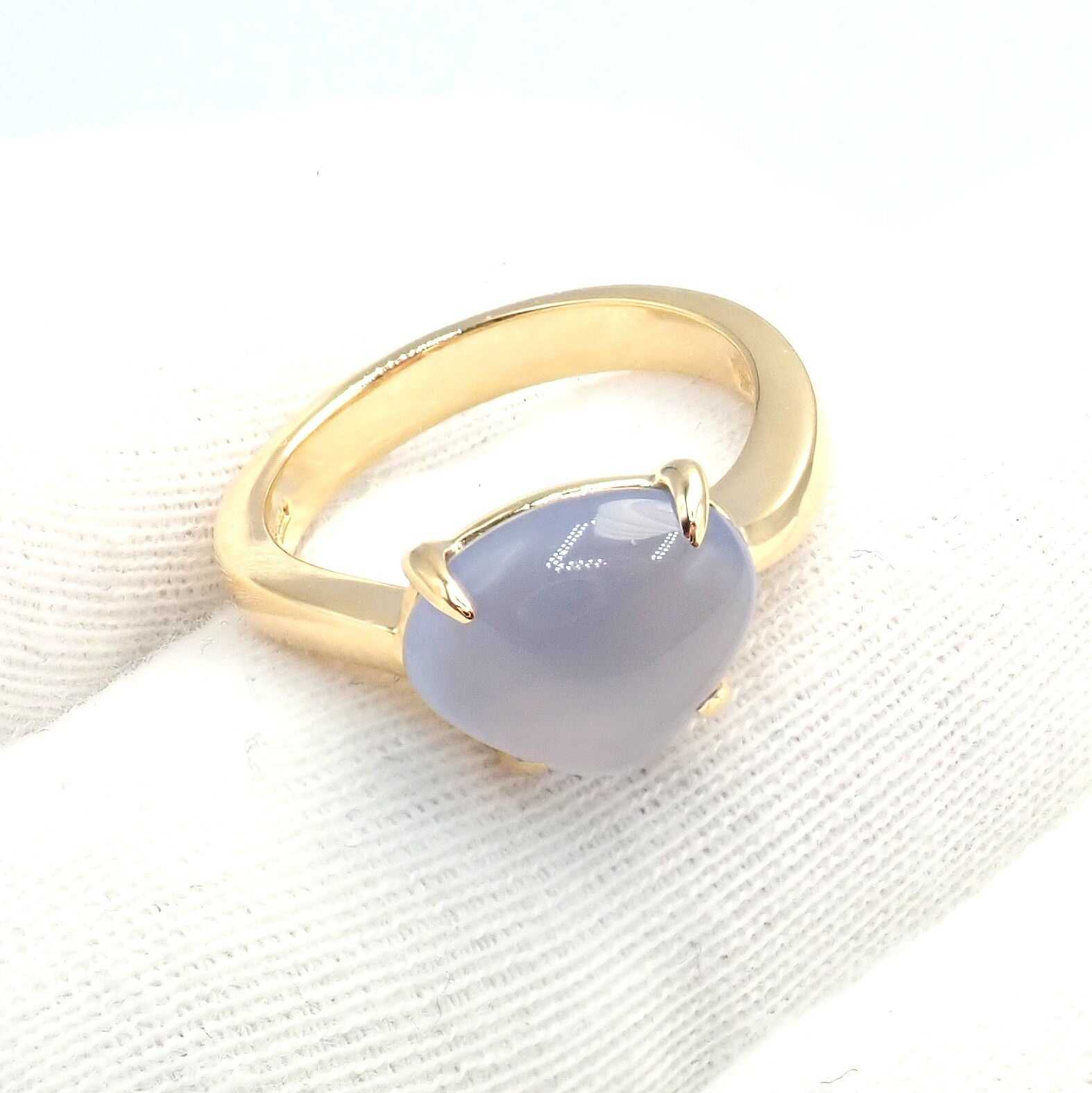 Authentic Bulgari 18k Yellow Gold Mediterranean Eden Chalcedony Ring - Size 5.75 - Luxury Jewelry for Women, Perfect for Weddings, Anniversaries & Special Occasions