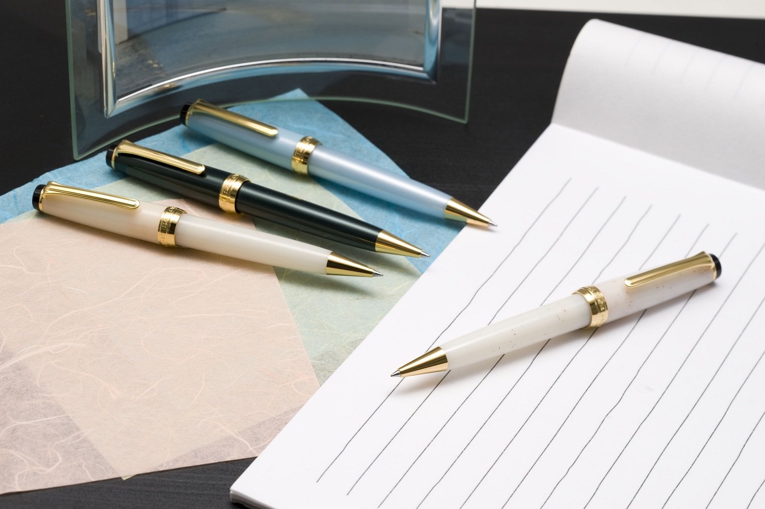 Sailor 16-0719-202 Fountain Pen - Premium Oil-Based Ballpoint Pen with Four Seasons Weave Design, 0.7mm Fine Point - Ideal for Writing, Journaling, and Professional Office Use