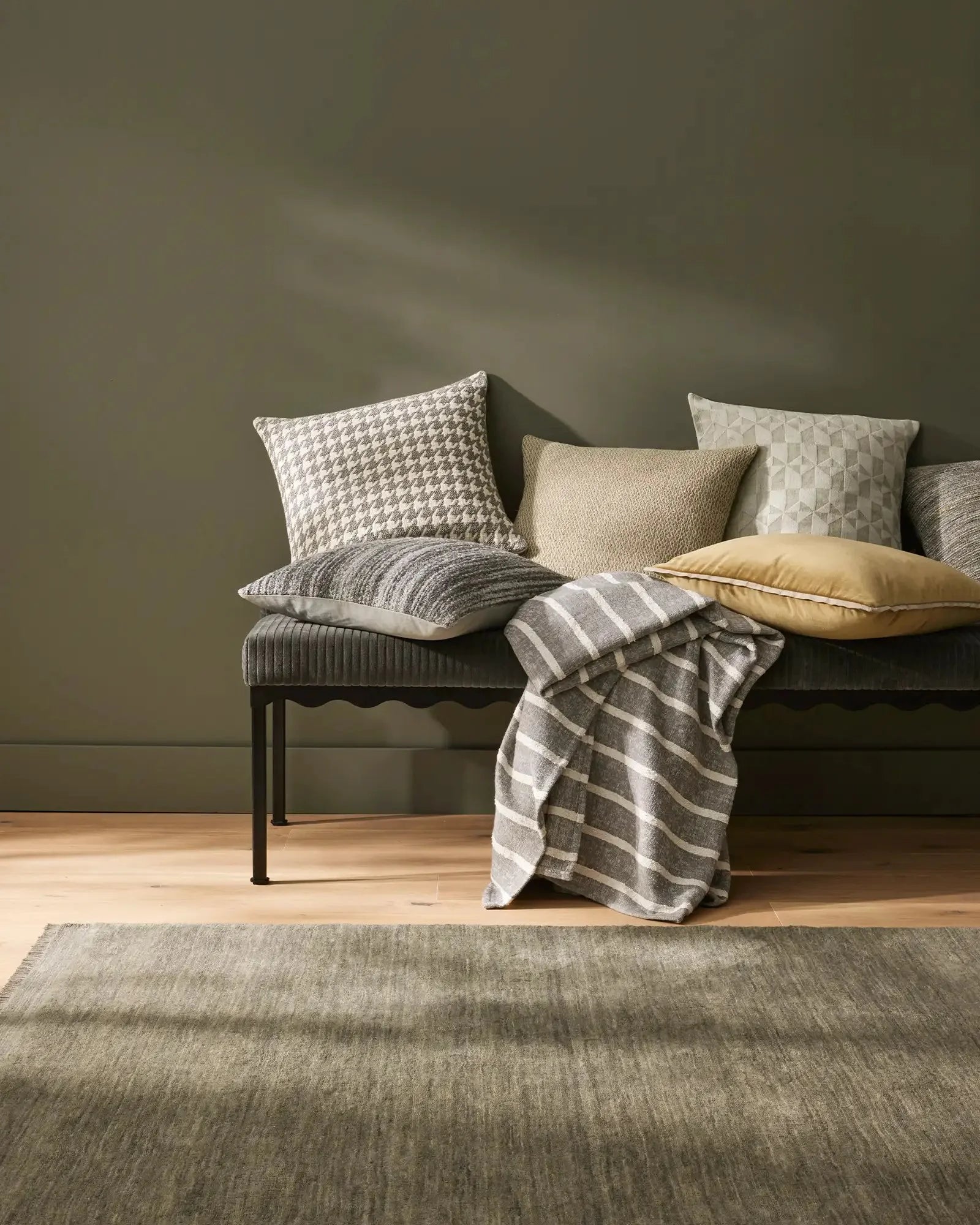 Premium Piazza Throw Mineral Blanket - Soft & Cozy for Home, Office, and Outdoor Use - Perfect for Lounging, Camping, and Gifting