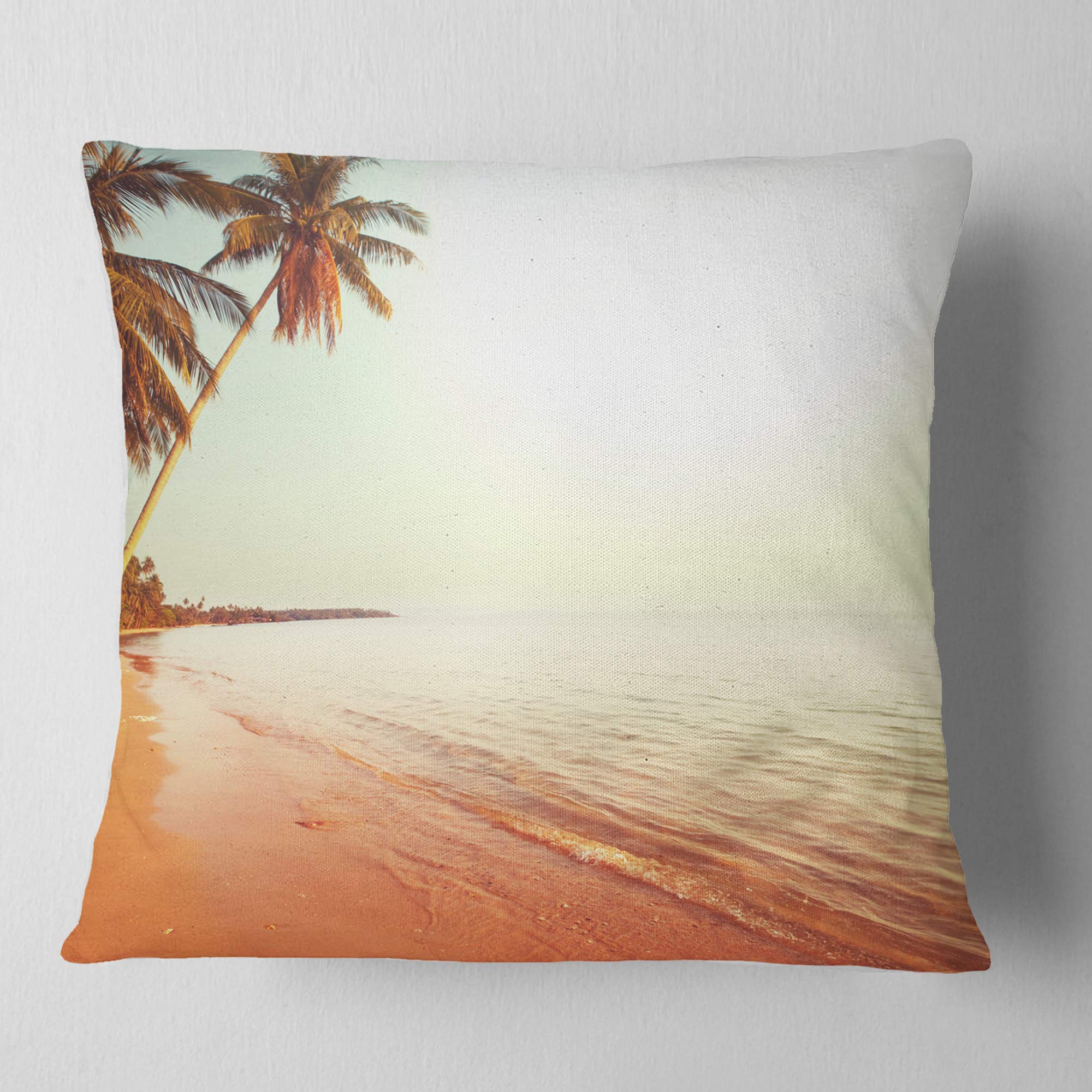 DesignQ CU12404 18x18 Inch White Decorative Pillow Cushion - Perfect for Sofa, Bed & Home Decor