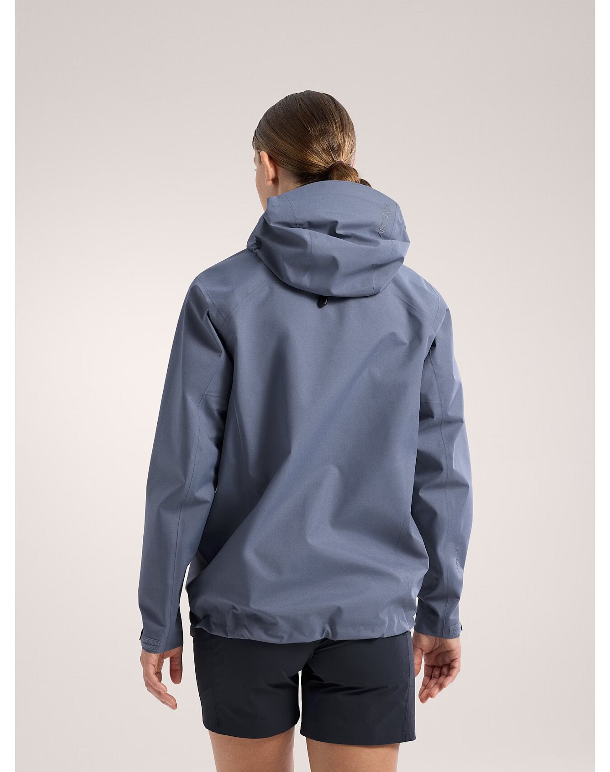 Beta Jacket for Women - Lightweight Waterproof Windbreaker - Perfect for Hiking, Running & Outdoor Adventures | X000007702