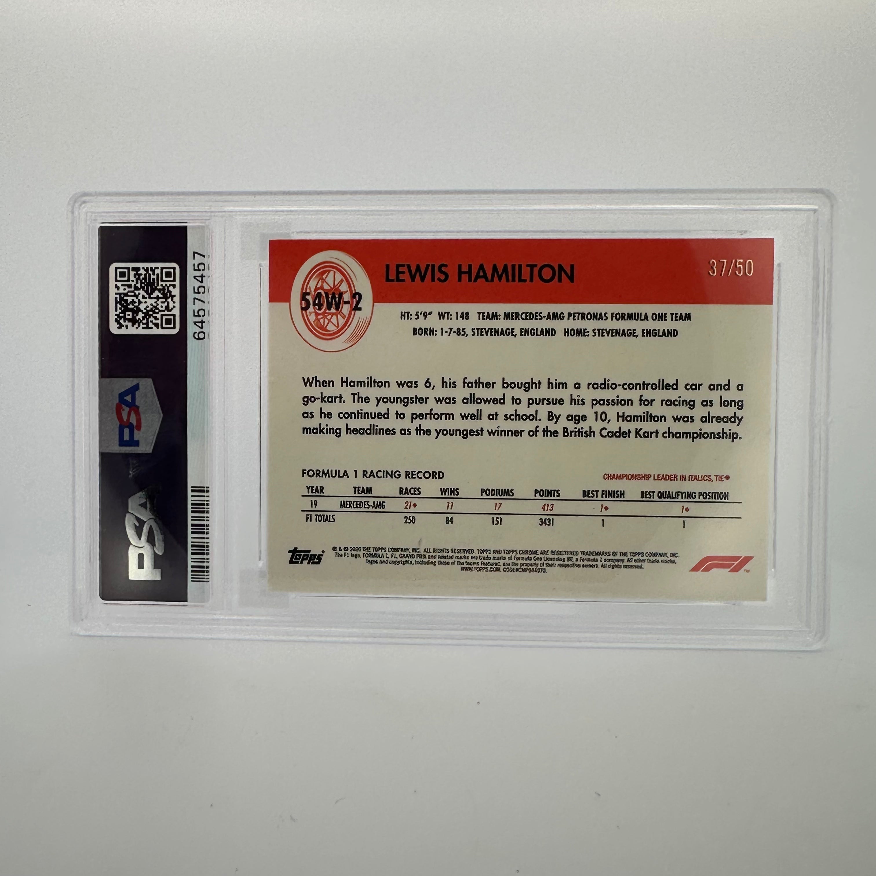 PSA 8 Lewis Hamilton 37/50 World On Wheels #54W Gold Wave Refractor - Rare F1 Racing Collectible for Display & Investment