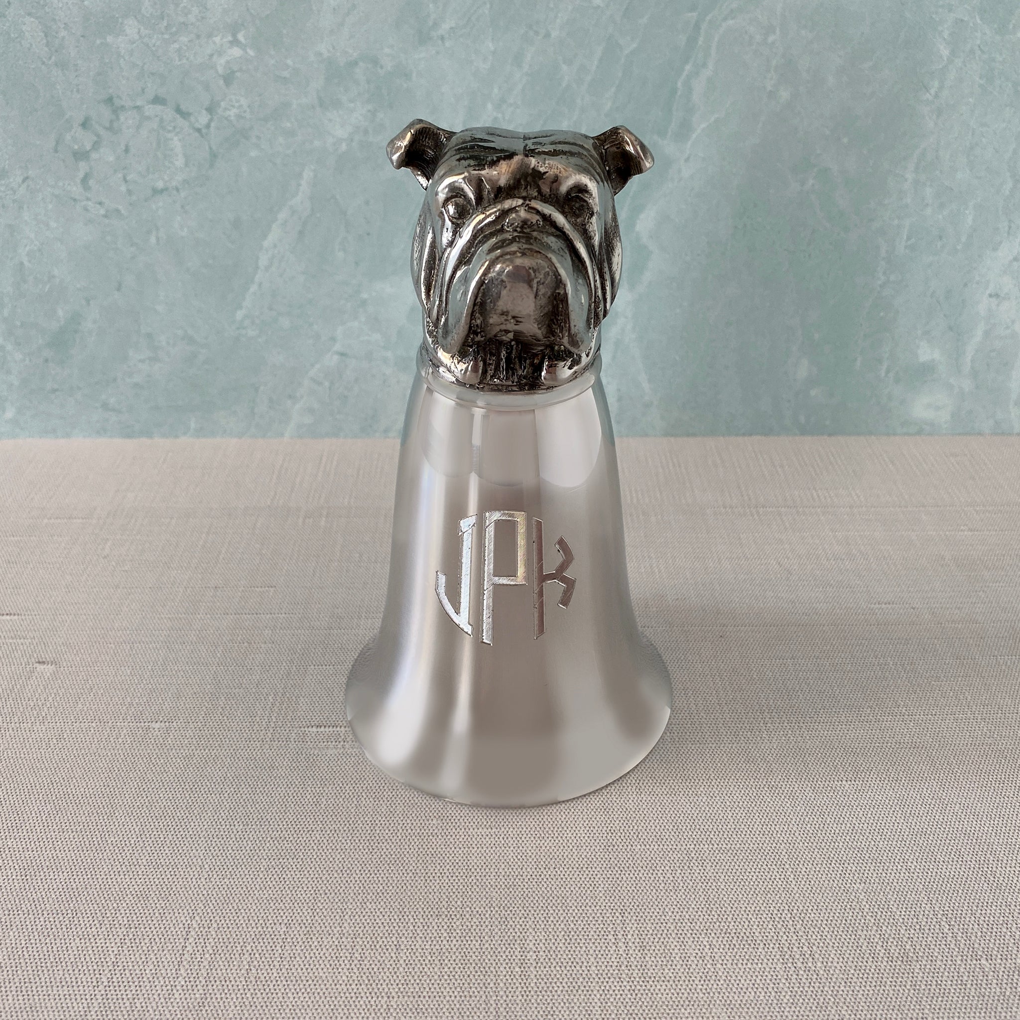8oz Pewter Bulldog Stirrup Cup - Elegant Equestrian Gift for Horse Riders & Collectors - Perfect for Horse Shows, Polo Matches & Home Decor