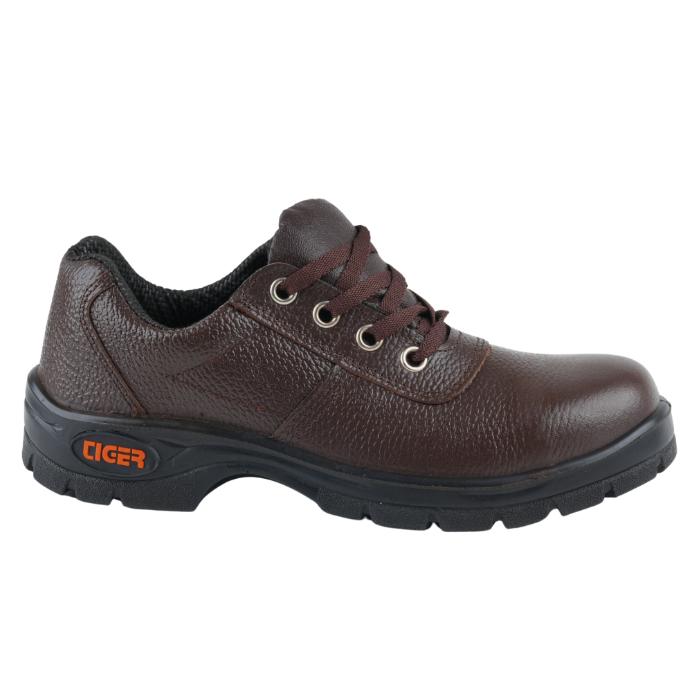 Highlander Men's Waterproof Hiking Boots - Lightweight Outdoor Trekking Shoes for Men, Durable Traction & Comfortable Support - Perfect for Hiking, Camping & Mountain Climbing Adventures