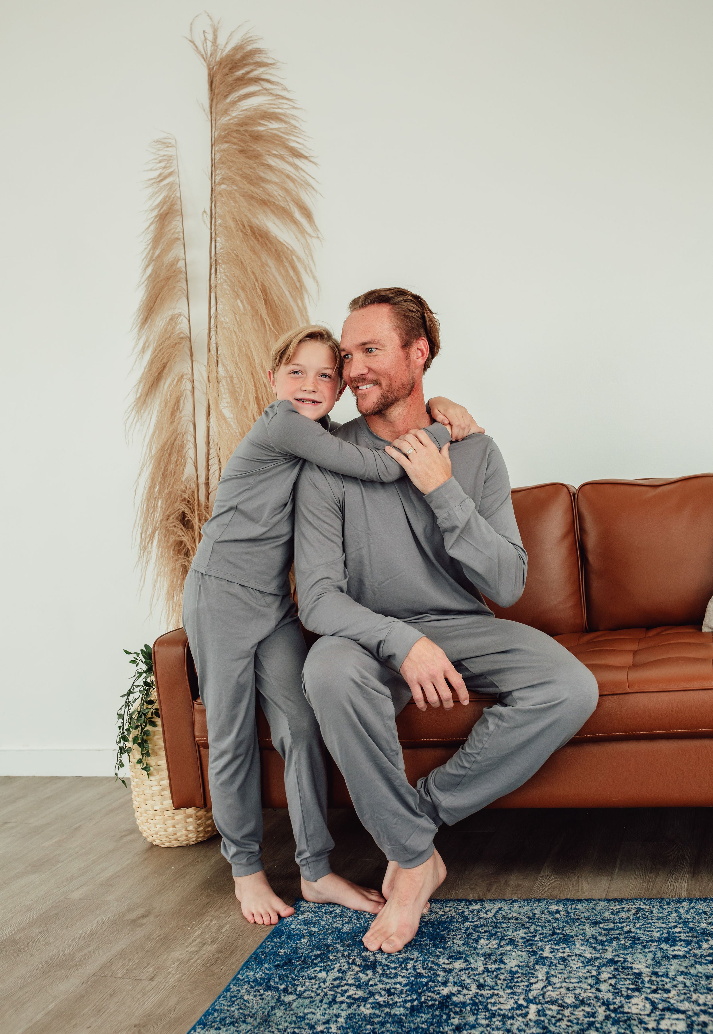 Premium Charcoal Long Sleeve T-Shirt & Pants Set for Men - Soft Cotton Comfort Wear for Workout, Lounge & Everyday Casual Outfits
