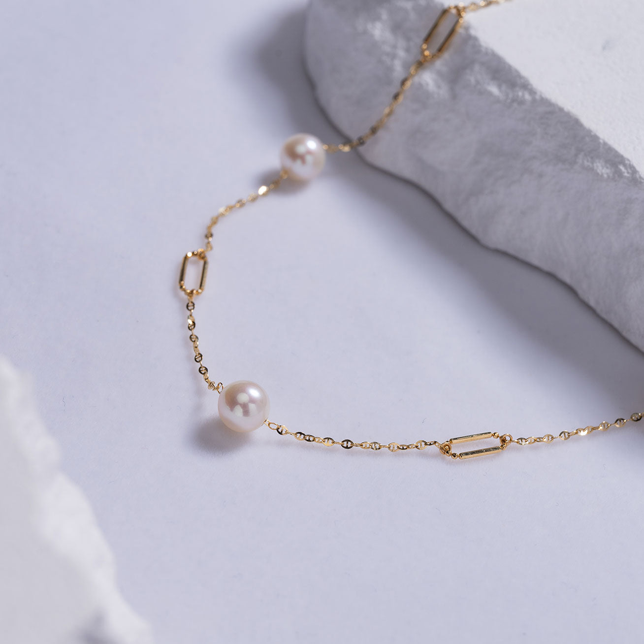 18K Gold Freshwater Pearl Necklace KN00129 - Elegant Jewelry Gift for Women, Brides & Special Occasions | Perfect for Weddings, Anniversaries & Formal Events