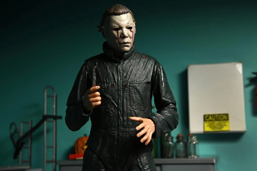 Halloween 2 Ultimate Michael Myers & Dr. Loomis Action Figure Two Pack - Perfect for Horror Collectors & Halloween Decorations