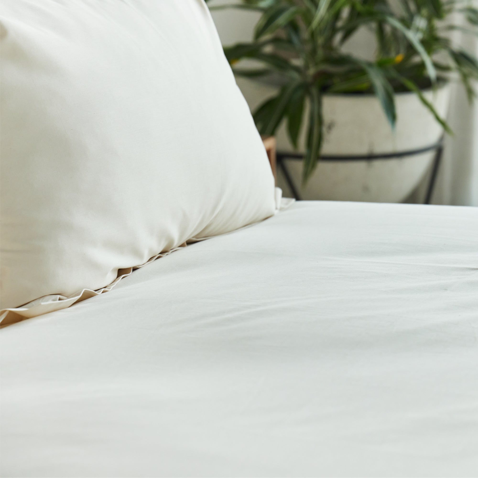 Organic Percale Duvet Cover Set - 100% Cotton Breathable Bedding for All Seasons | Perfect for Luxury Hotels, Guest Rooms & Eco-Friendly Homes