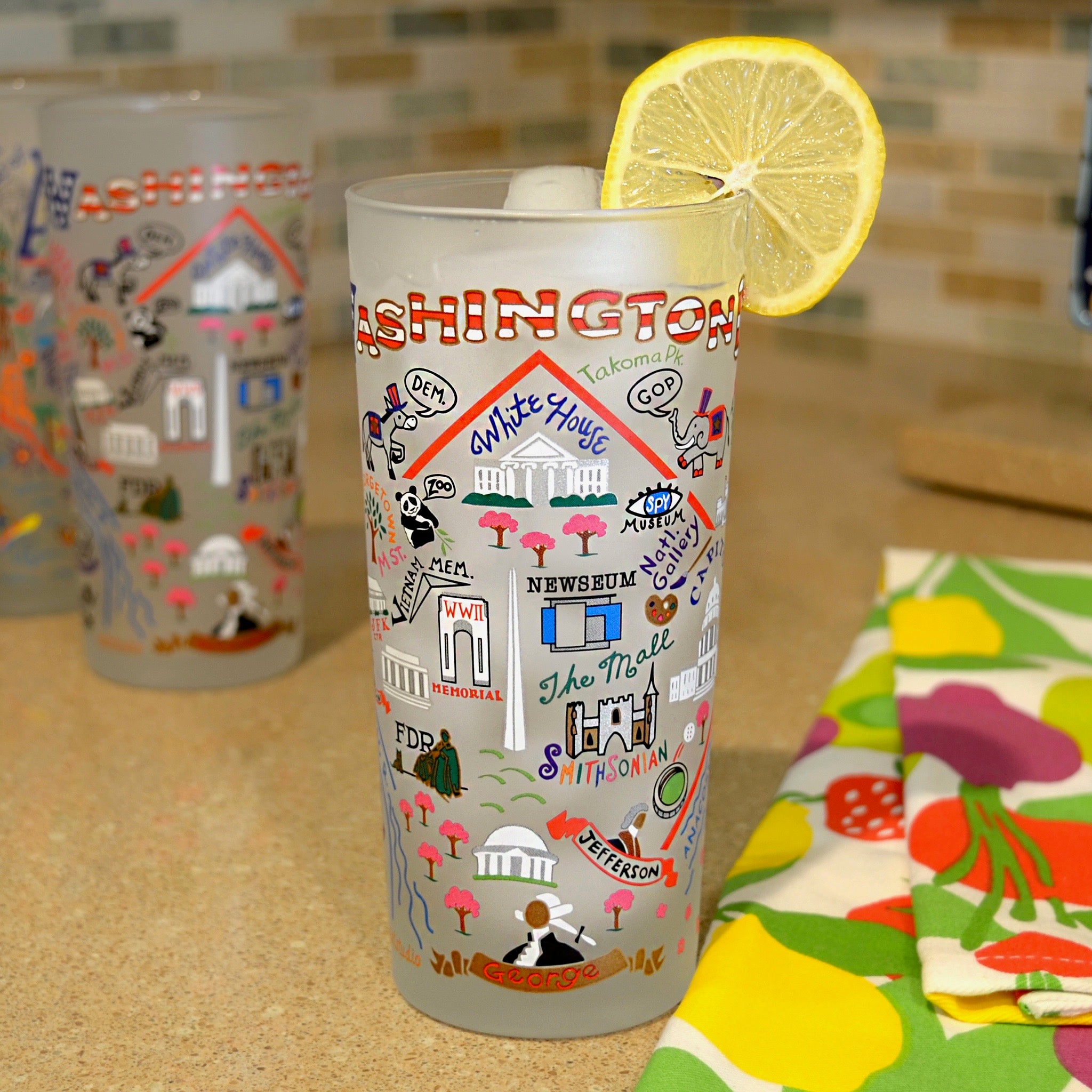Washington DC Skyline Frosted Glass Tumbler - Insulated Travel Mug for Coffee & Tea - Perfect for Office, Commuting & Outdoor Adventures