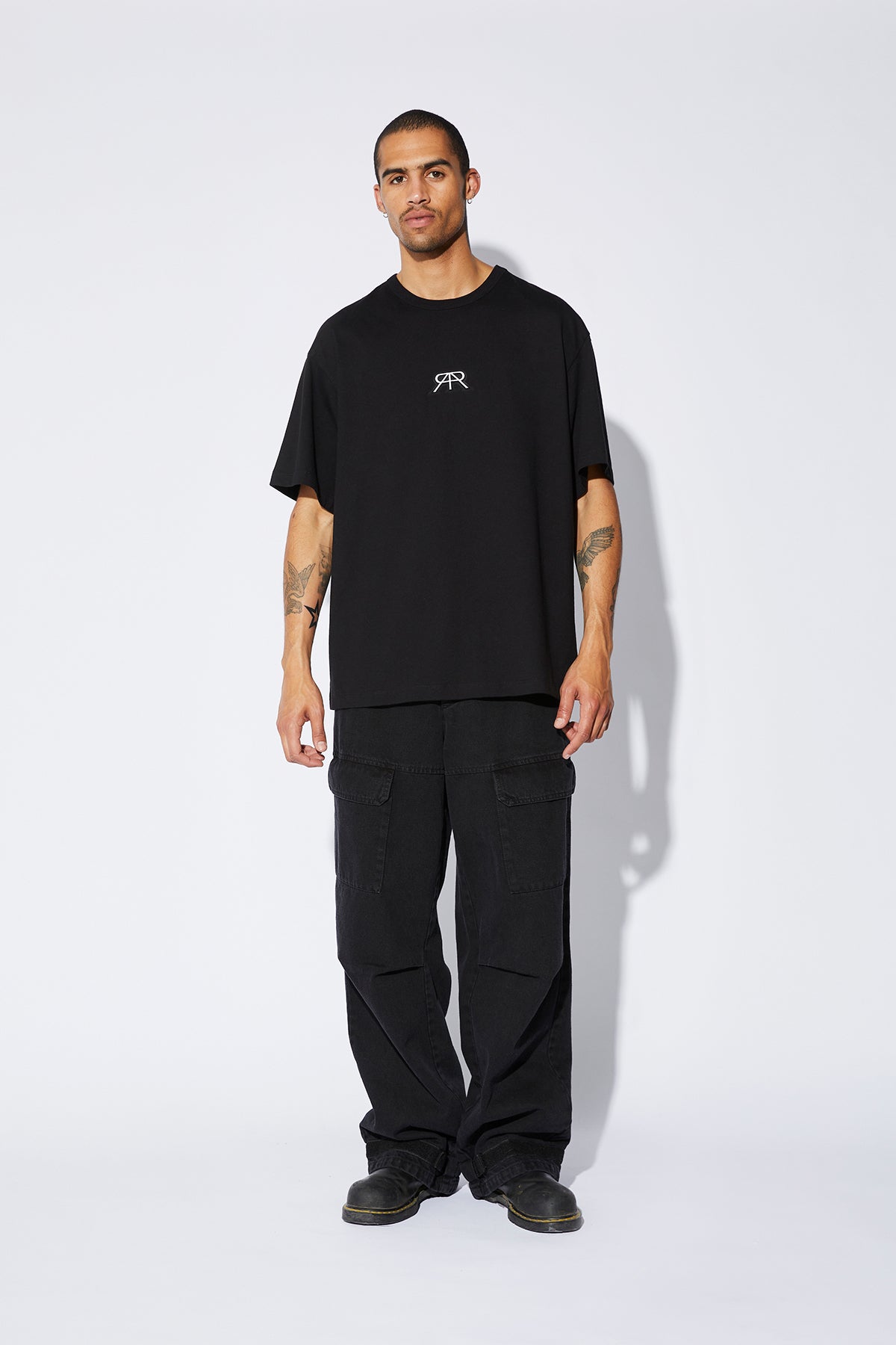 Oversized Black T-Shirt for Women - Soft Cotton Relaxed Fit Tee - Perfect for Casual Wear, Lounge & Street Style