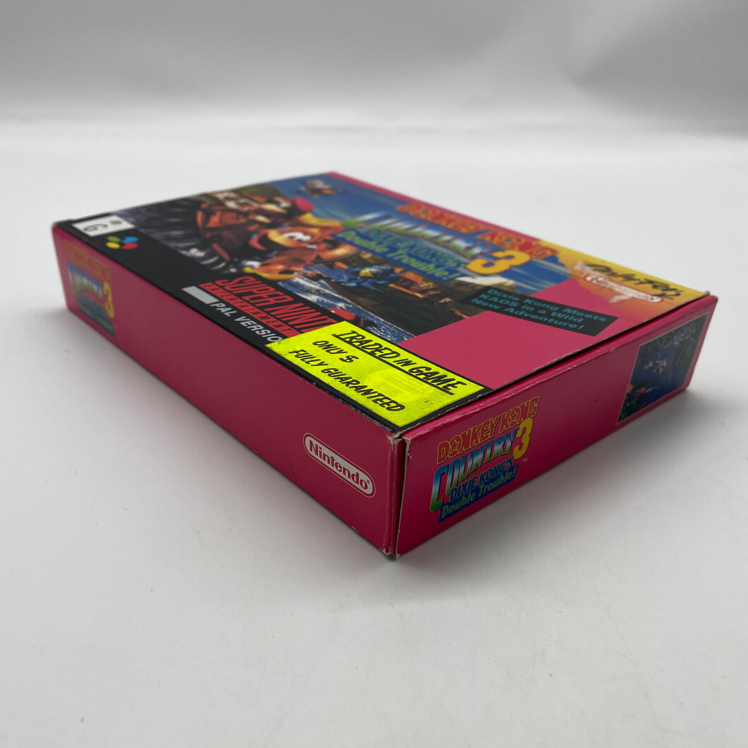 Donkey Kong Country 3 Dixie Kong's Double Trouble - Complete SNES Game Cartridge with Original Box & Manual | Retro Nintendo Entertainment System Video Game for Collectors & Classic Gaming Enthusiasts | Perfect for Nostalgic Gaming Sessions & Display Collections