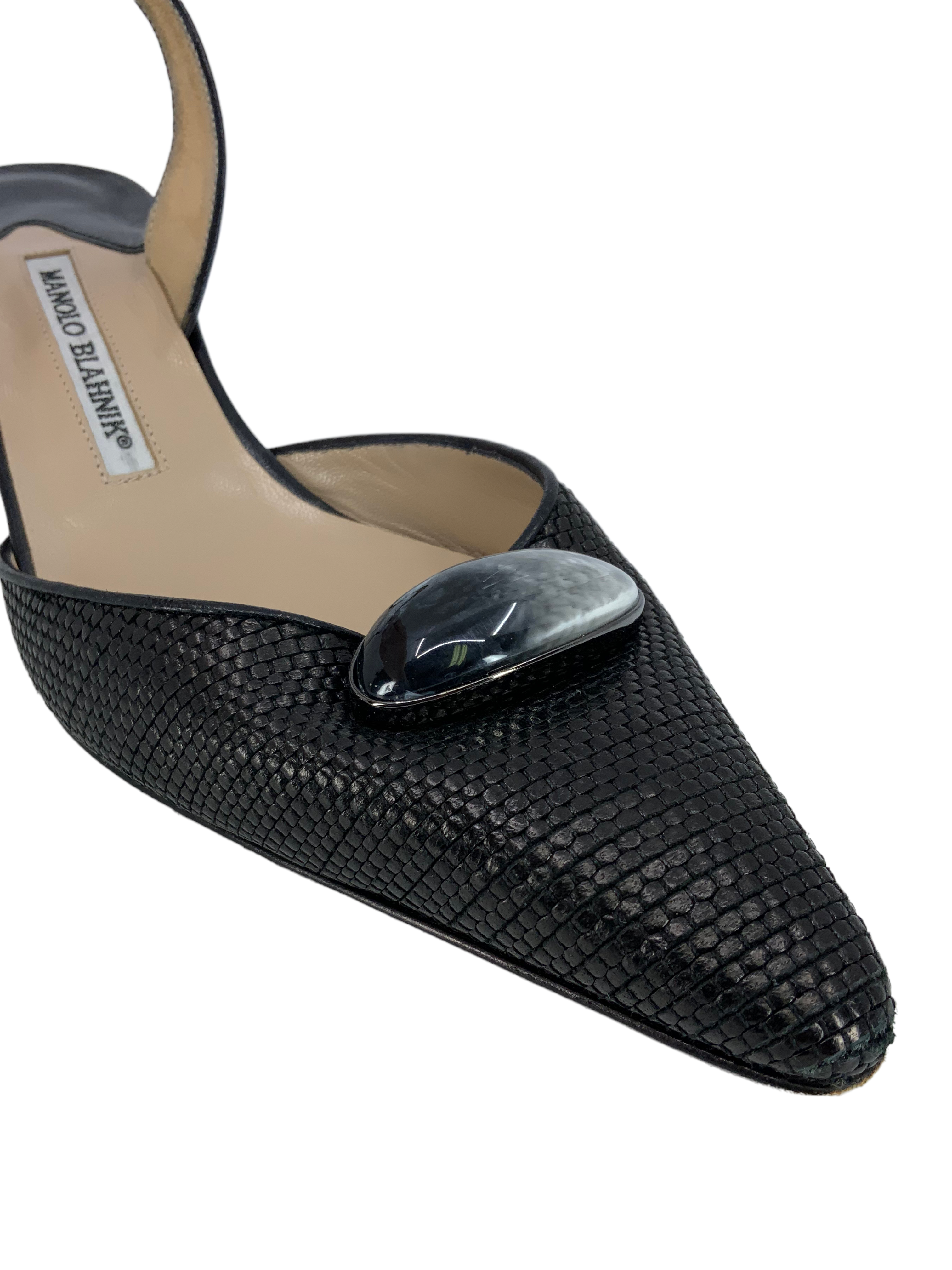 Manolo Blahnik Carolyne Woven Straw Slingback Pumps - Women's Size 9 | Summer Weddings, Beach Parties & Outdoor Events