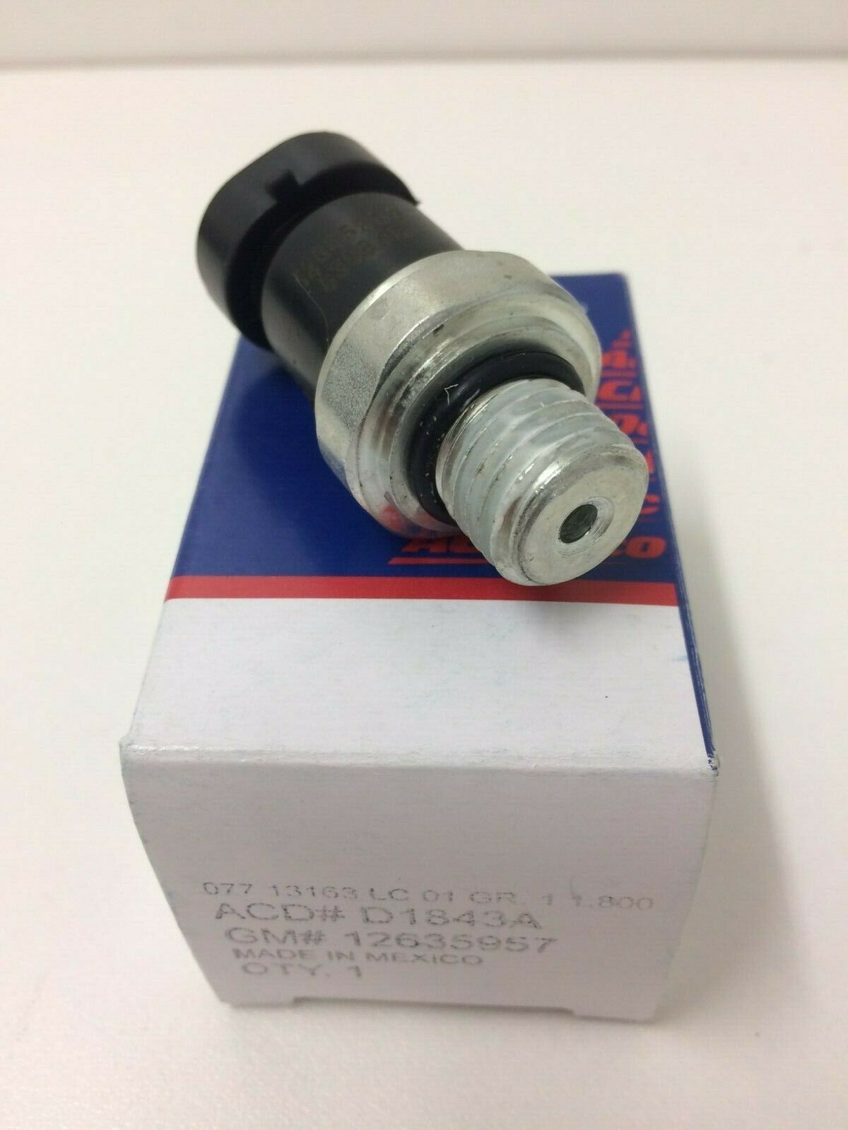 Genuine Holden Commodore/Statesman VE WM V6 Engine Oil Level Switch - Replacement Part for Smooth Engine Performance & Maintenance
